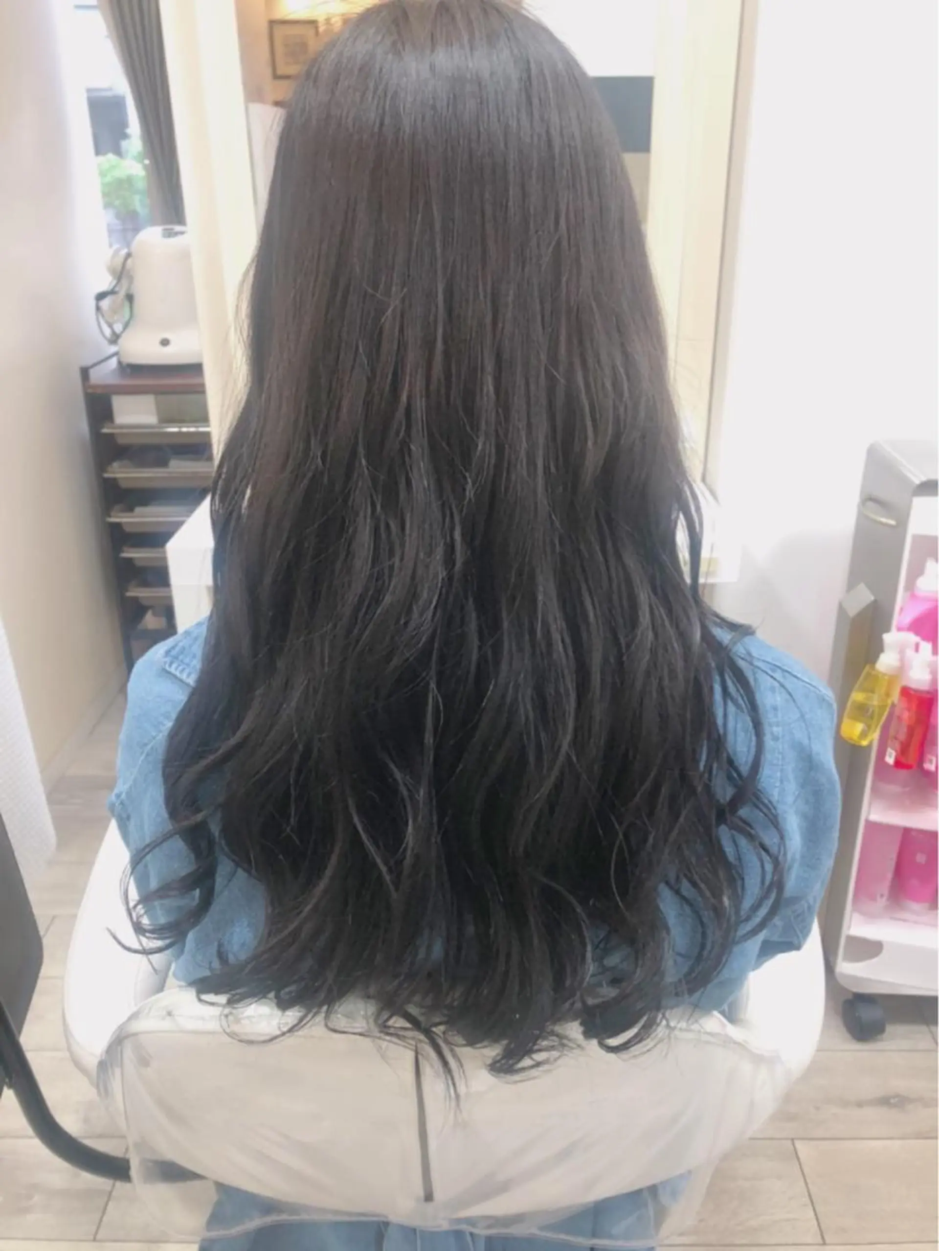 ロング カラー カット ヘアカラー いけがみ ゆかなのヘアスタイル