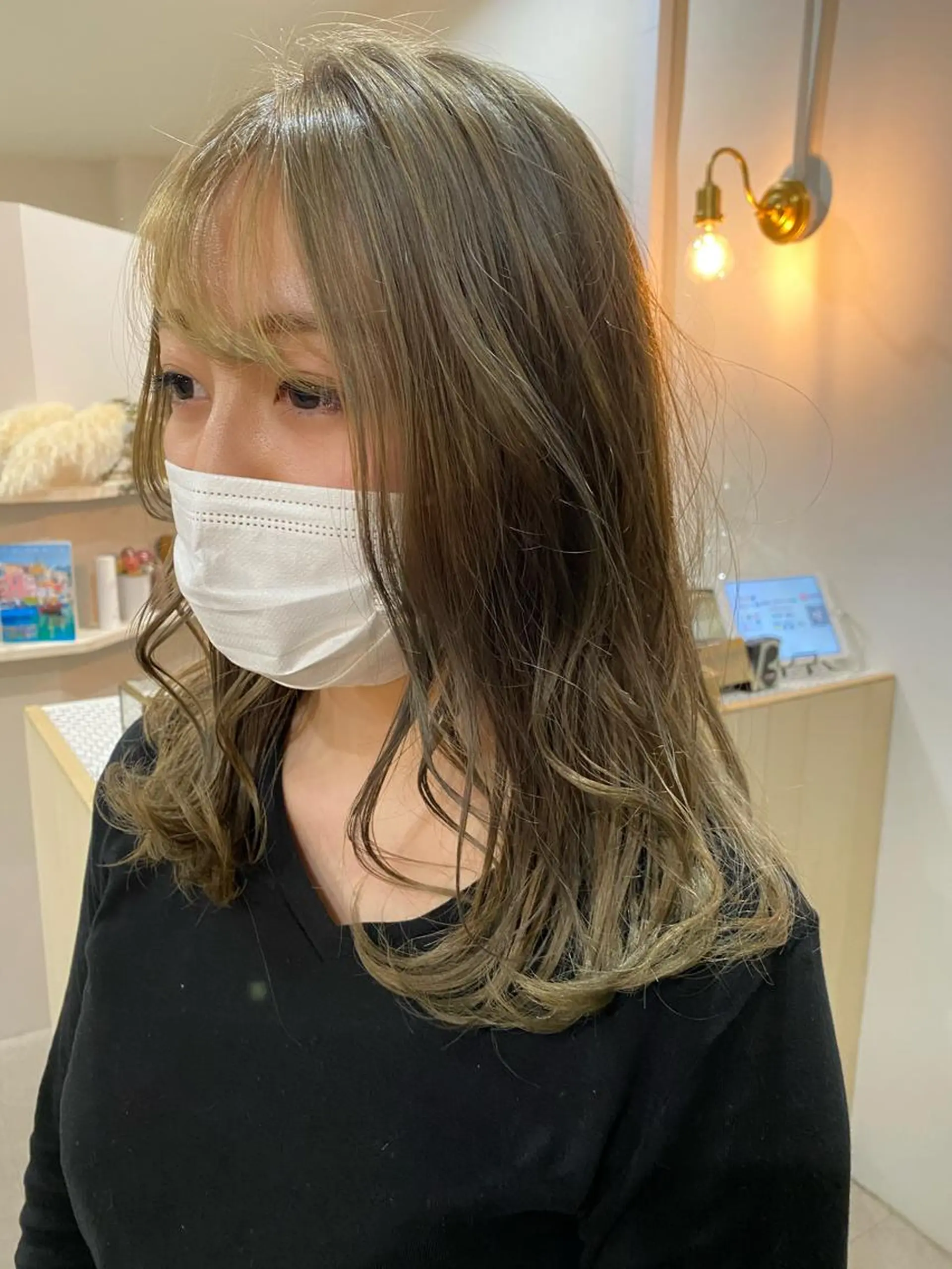 セミロング コタ コットのヘアスタイル