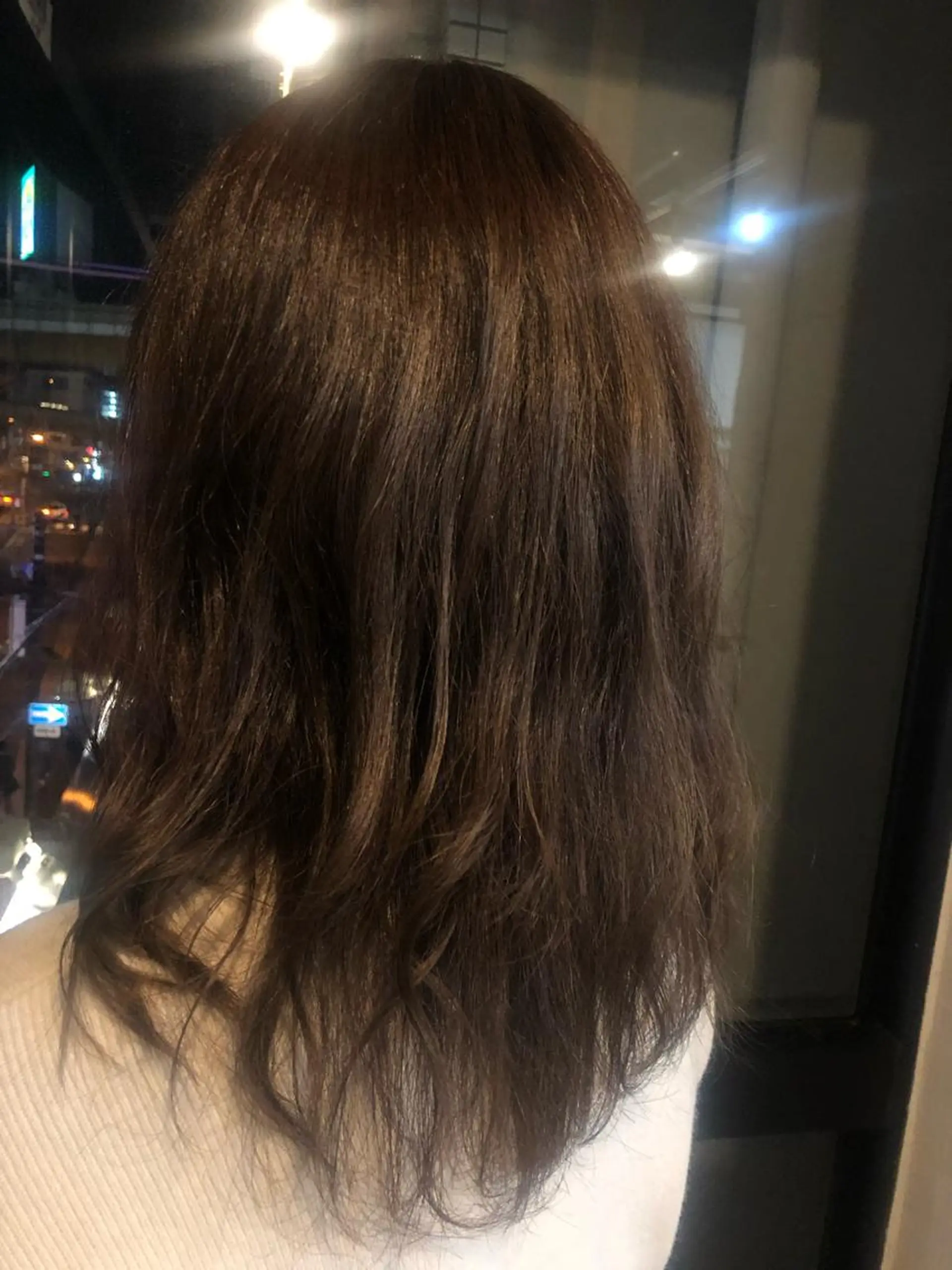 ミディアム カラー 髪質改善&ブリーチ 伊勢 祐一郎のヘアスタイル