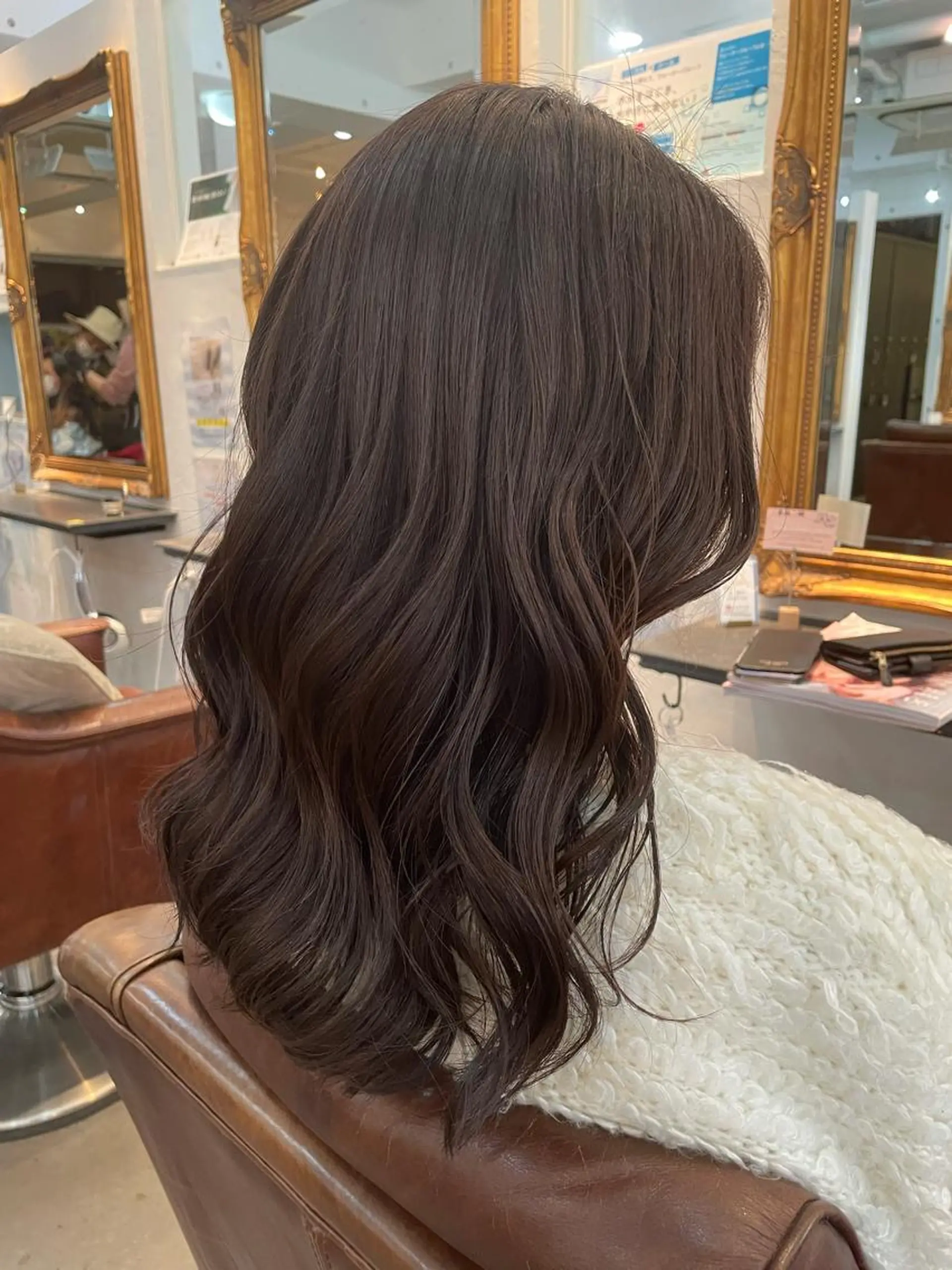 ロング カラー ヘアカラー カラーが上手い 辻悠月のヘアスタイル