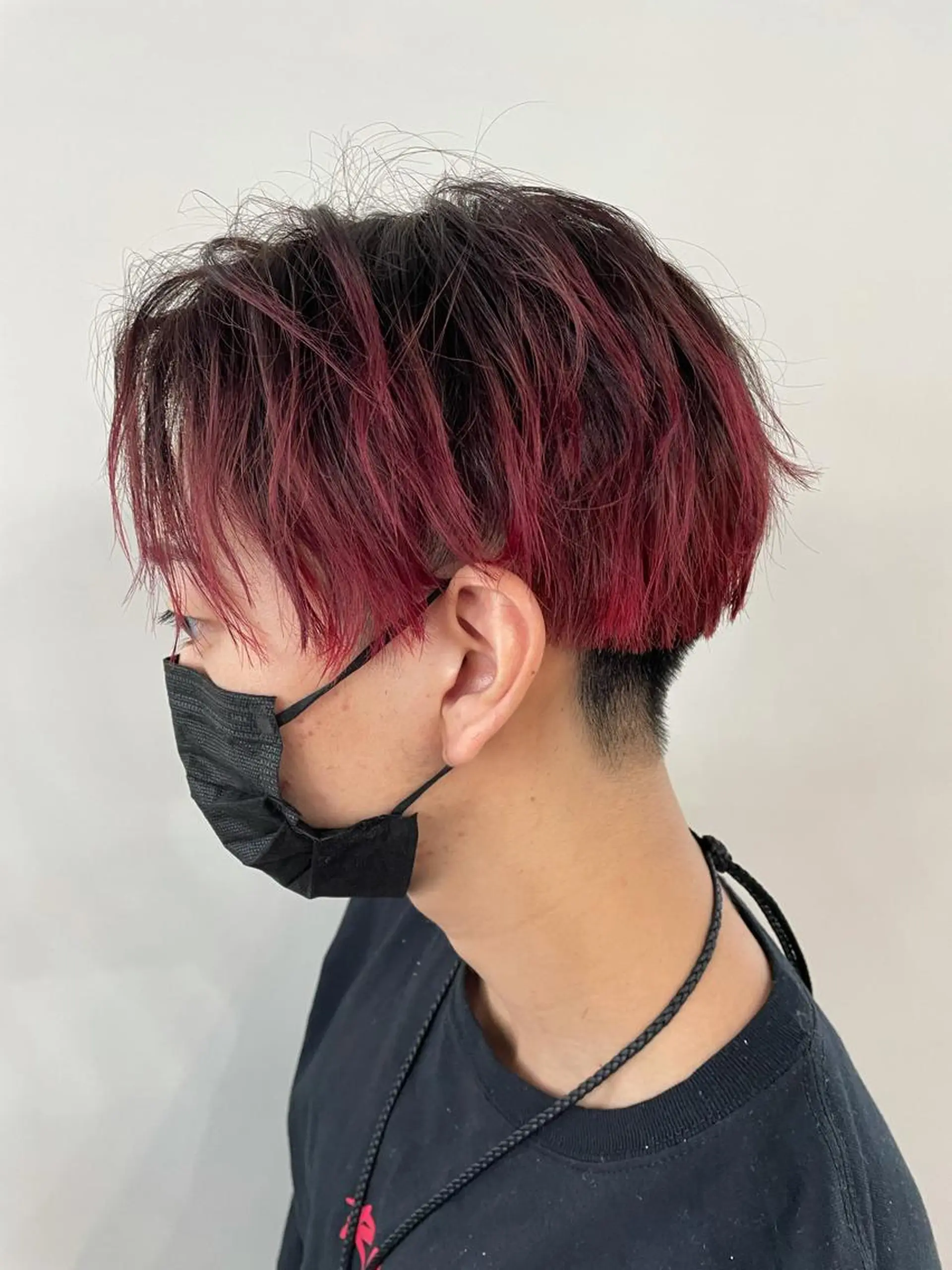 ショート カラー メンズ メンズブリーチ ブリーチ レッドカラー カット ヘアカラー FLAGS YAMATOのヘアスタイル
