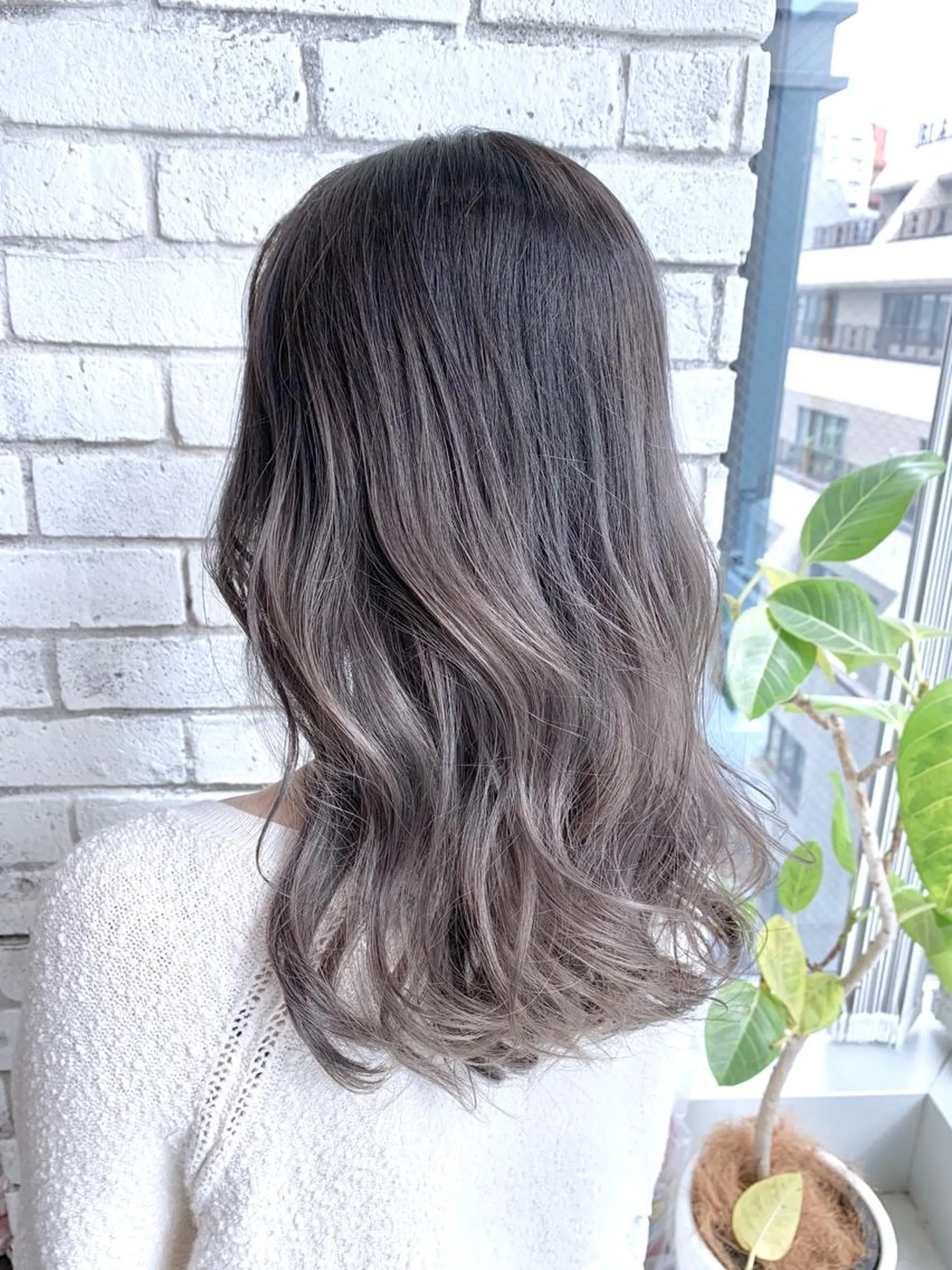ロング カラー パーマ ヘアアレンジ グラデーションカラー グレージュ ヘアカラー トリートメント filo byFeria渋谷所属・縮毛矯正/美髪 髪質改善/石田幸輔のヘアスタイル
