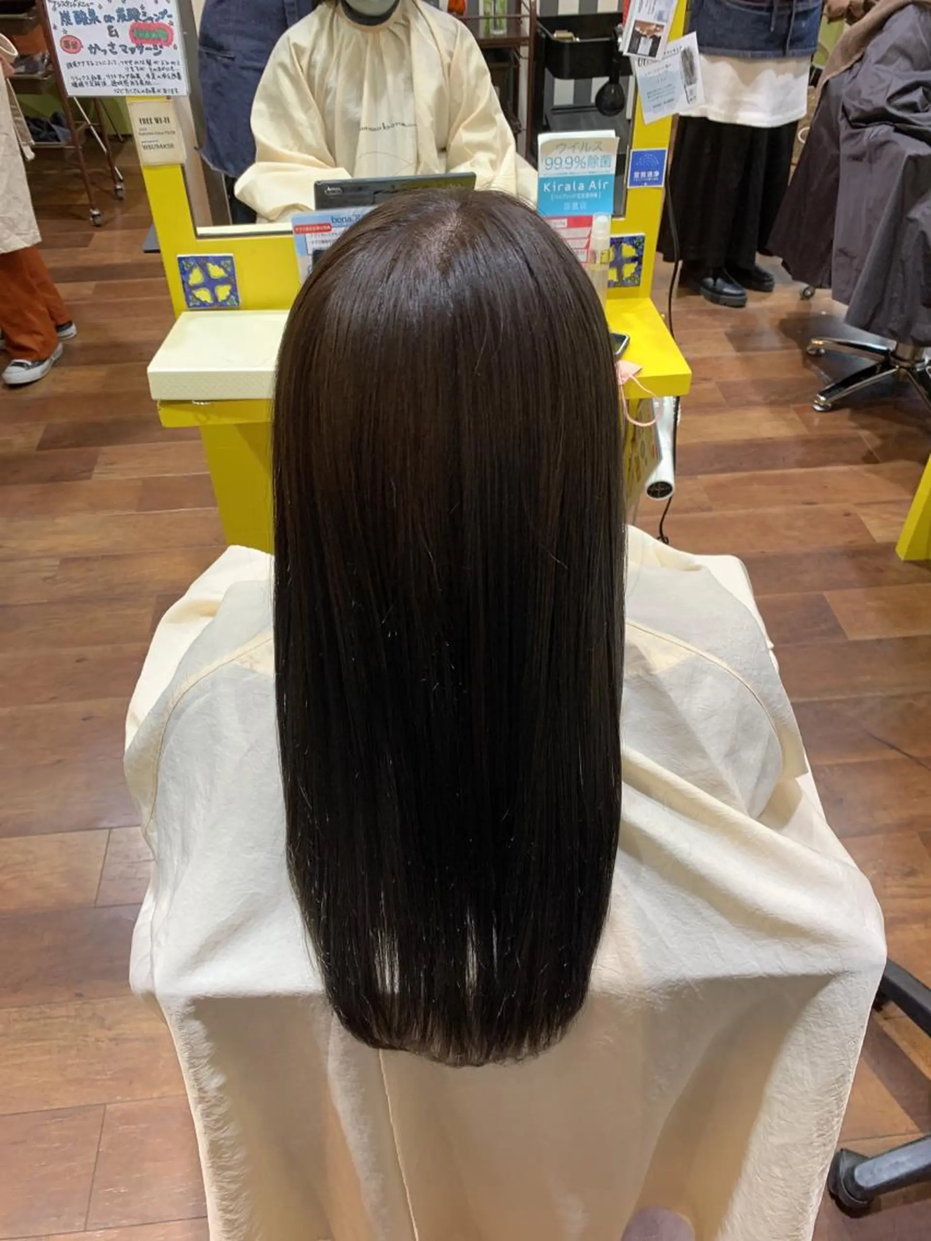 ロング カラー 透明感カラー トリートメント 工藤 彩花のヘアスタイル