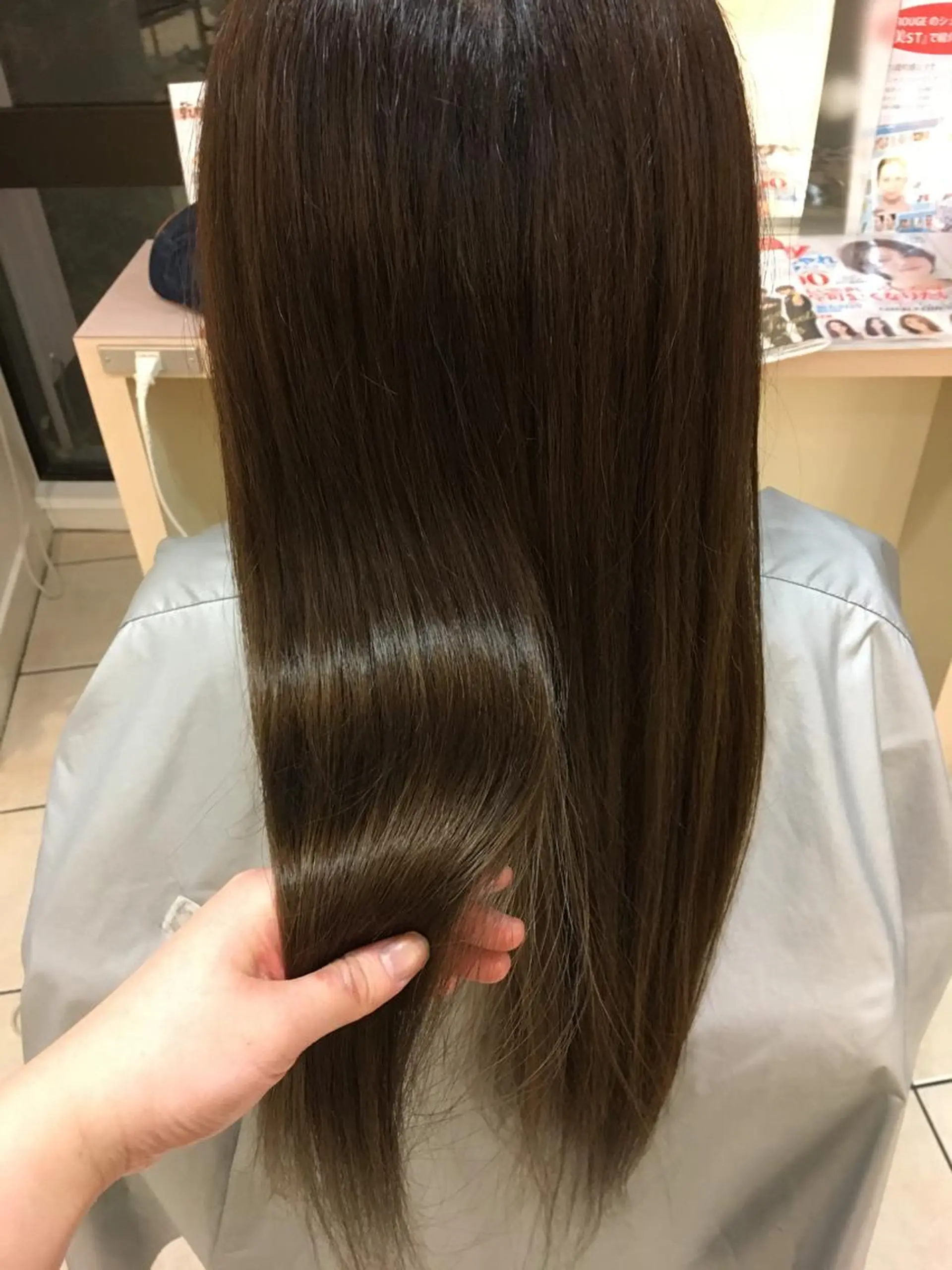 セミロング 🌟ROUGE 🧸おびつななみのヘアスタイル