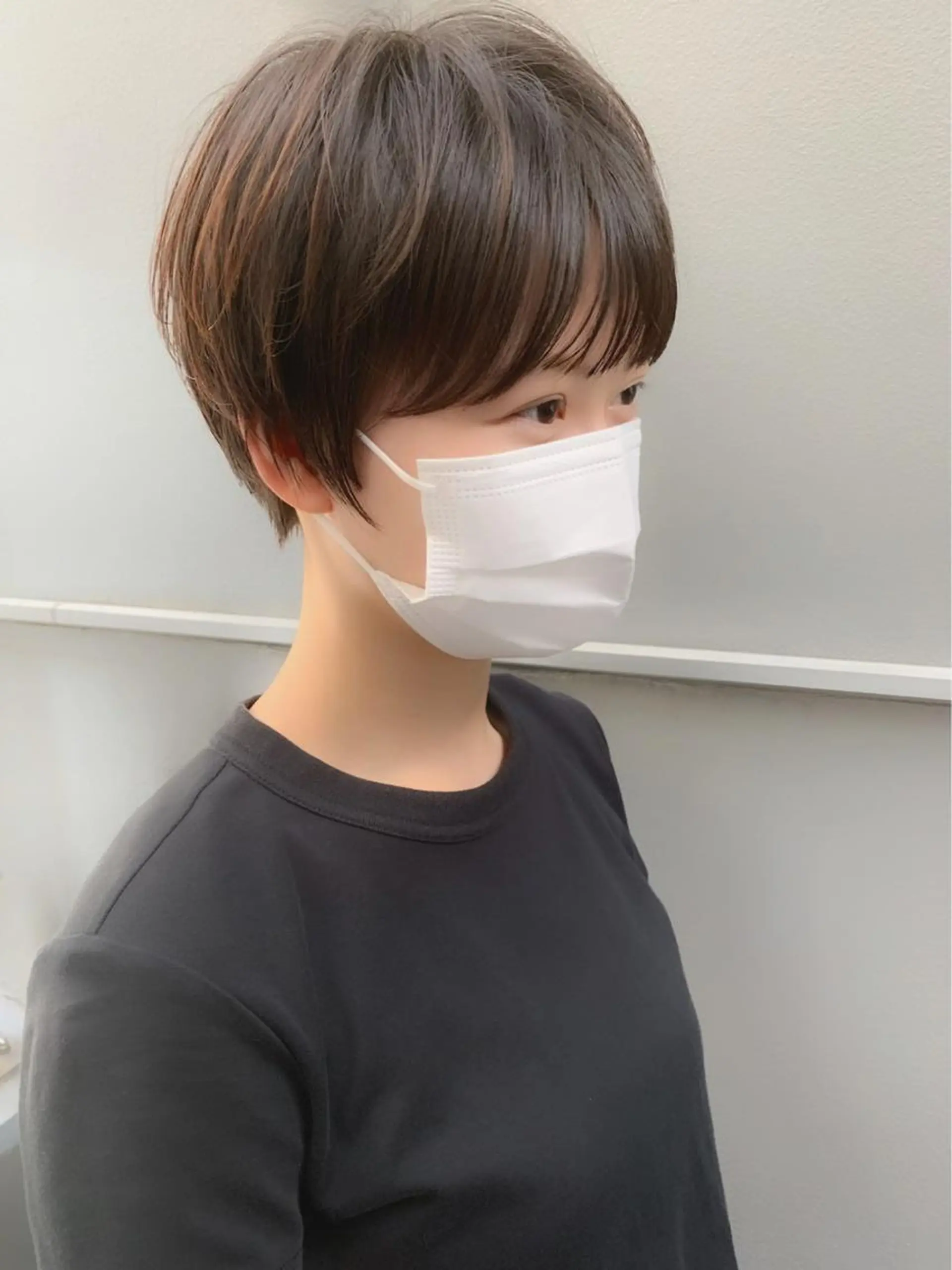 ショート カラー HACCH （ハッチ）所属・丁寧なブリーチ& ・レイヤーショートのヘアスタイル