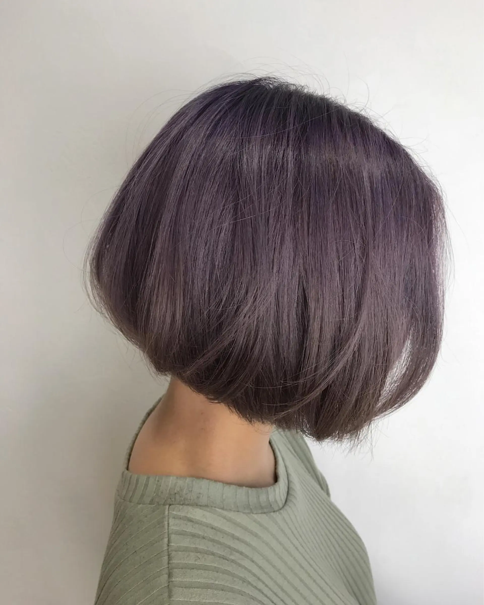 ショート カラー パープルカラー カット特化柏駅 徒歩3分LOUのヘアスタイル