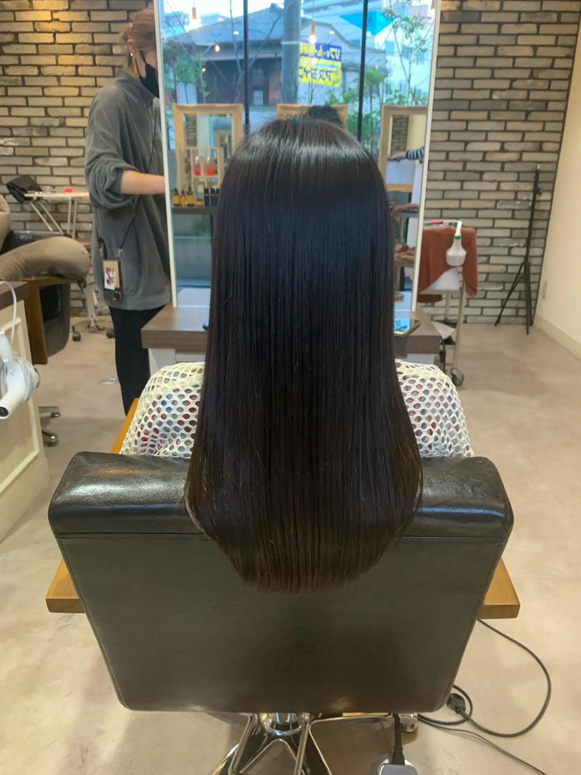 ロング ハイライト 髪質改善 韓国風ヘア 縮毛矯正 トリートメント カット 縮毛矯正 トリートメント Uni.所属・地毛風ストレート/ 髪質改善/榎本流行のヘアスタイル