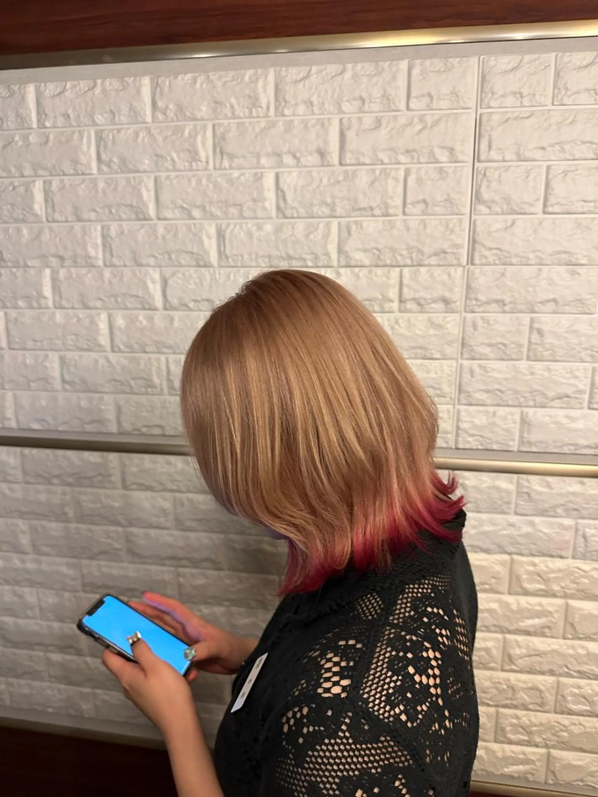 ミディアム カラー ベージュカラー デザインカラー ピンクカラー ピンクベージュ 金丸 尚五のヘアスタイル