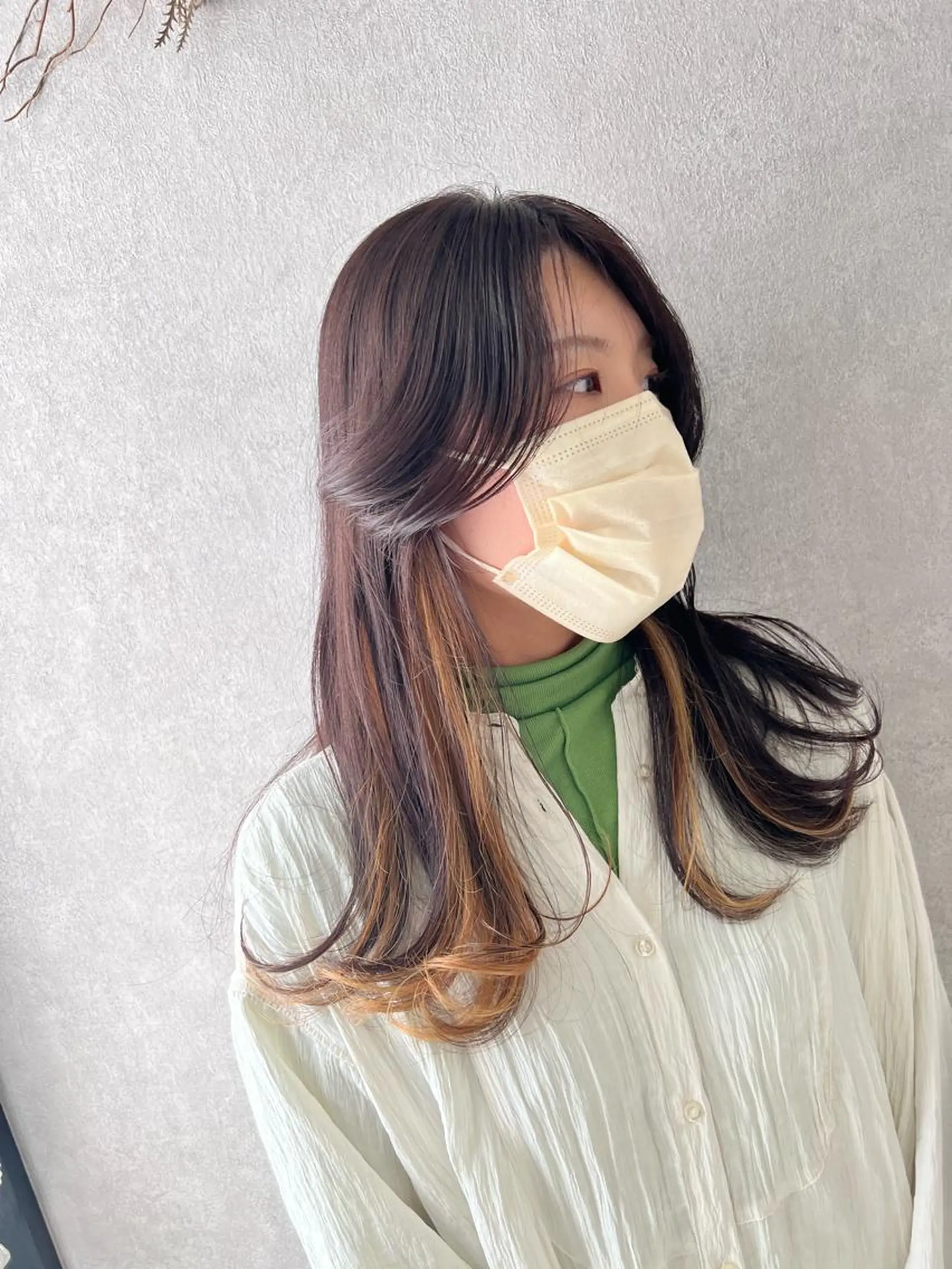 ロング カラー インナーカラー 韓国風ヘア Seasonal〜（シーズナル）所属・伊藤 早人のヘアスタイル