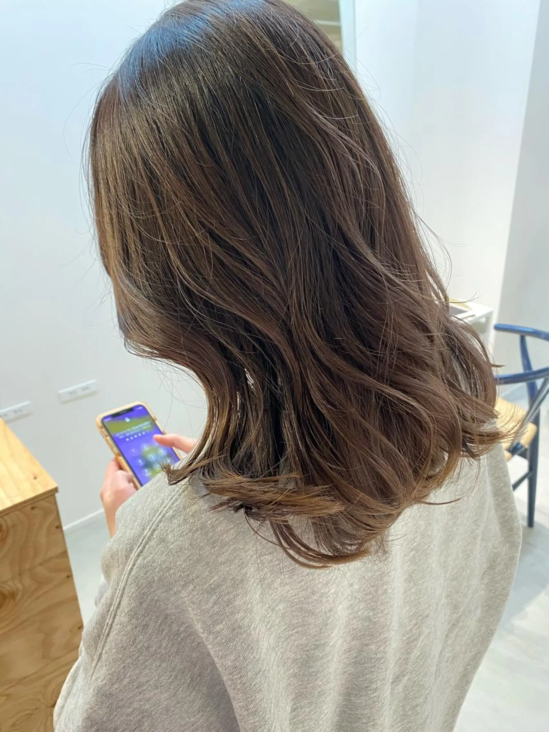 セミロング カラー ベージュカラー 透明感カラー ハイライトカラー オリーブベージュ ハイライト カット ヘアカラー トリートメント fit stand所属・fit stand /HIIRAGIのヘアスタイル
