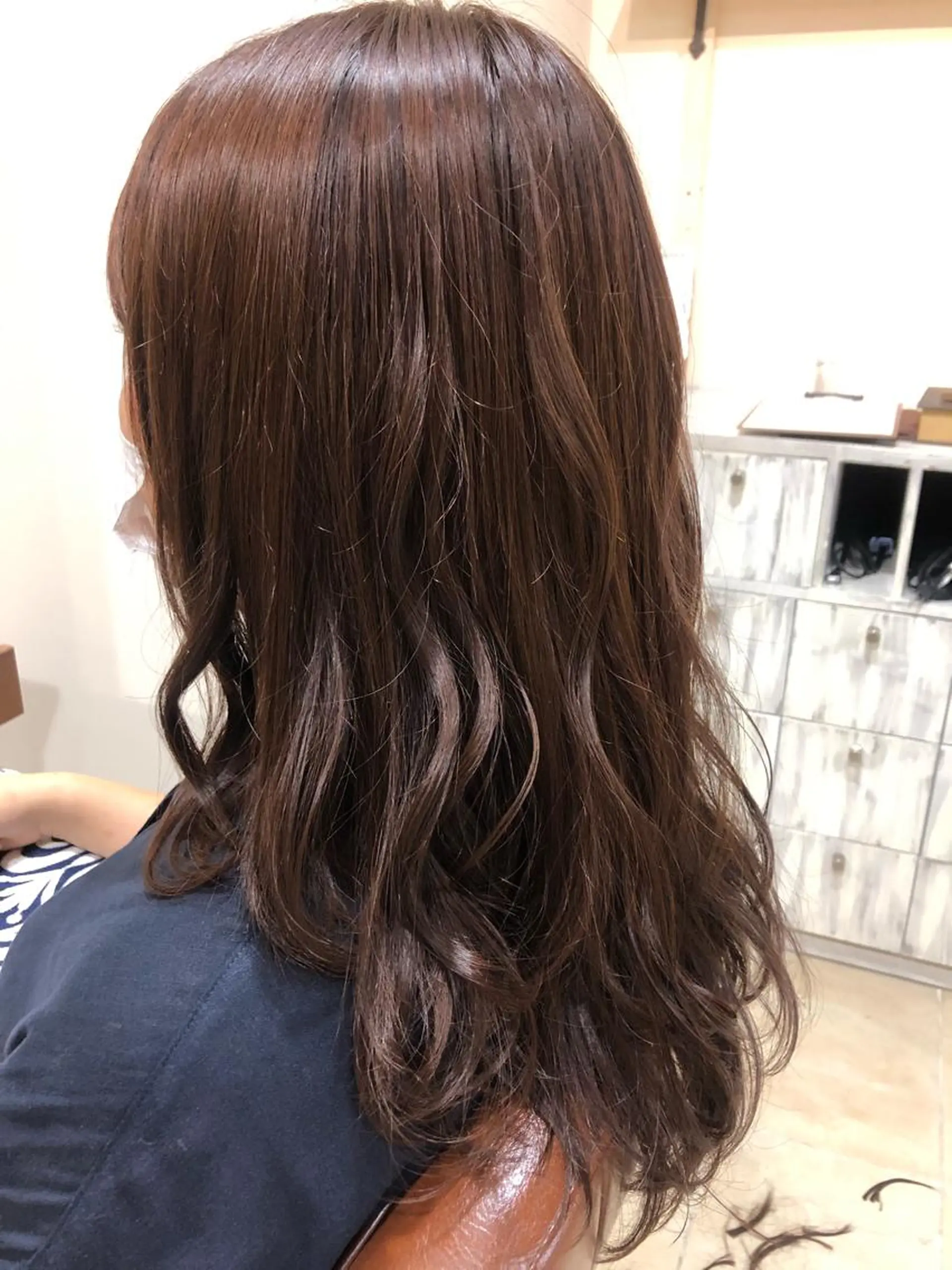 ロング ヘアカラー ニイムラ ミキのヘアスタイル