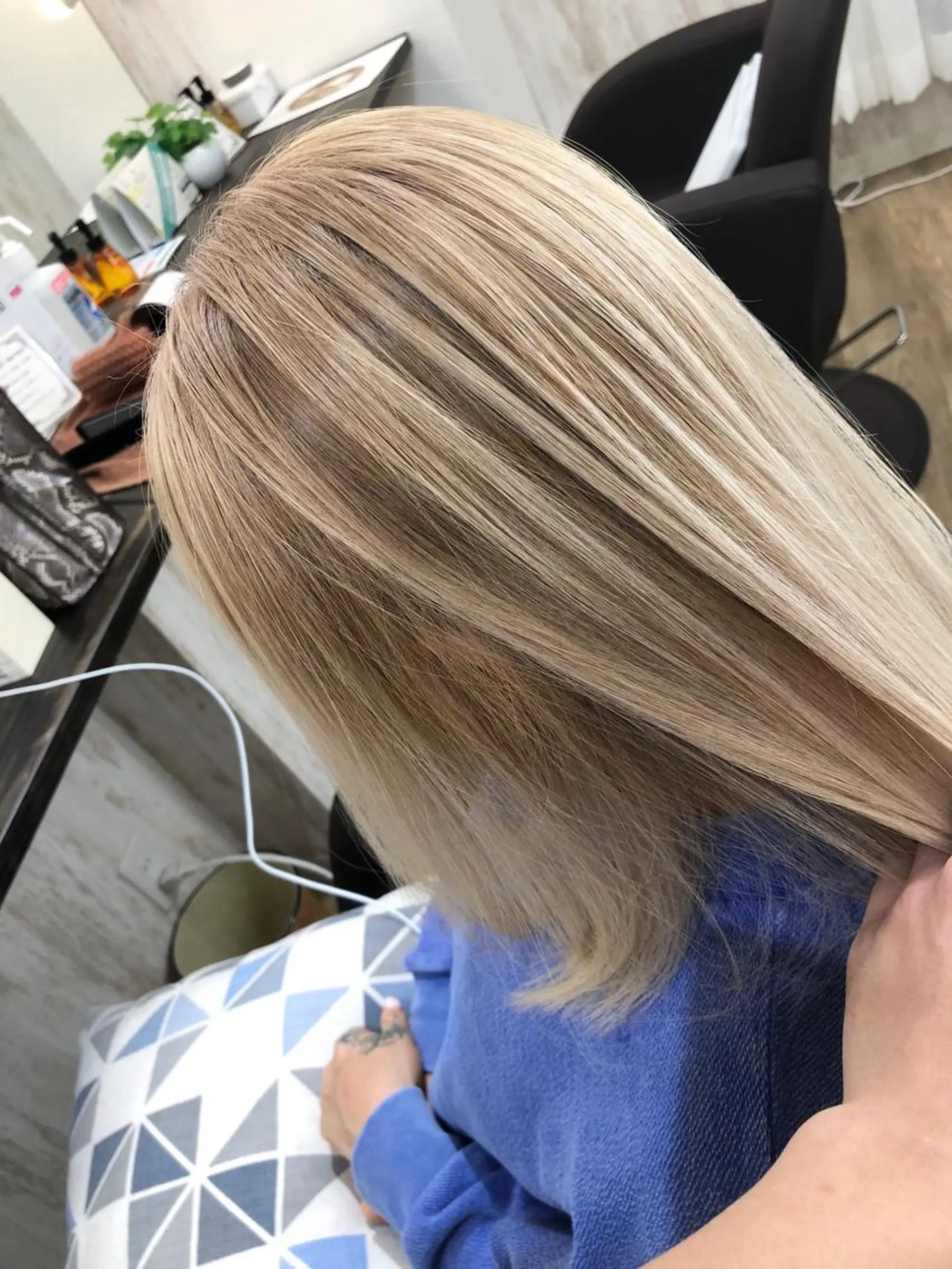 セミロング カラー プライベートサロン LyoN/RYOTAのヘアスタイル