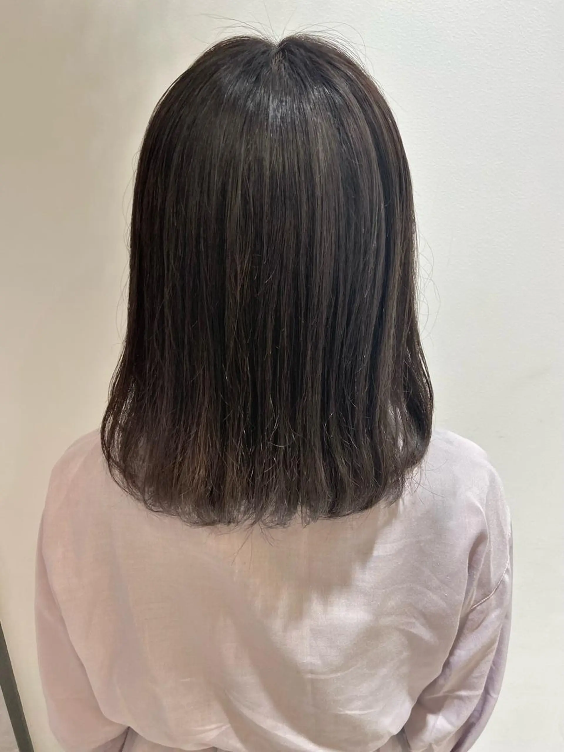 ミディアム カラー カット ヘアカラー トリートメント 🐺ウルフ/レイヤー 似合わせ‎🤍沙羅のヘアスタイル