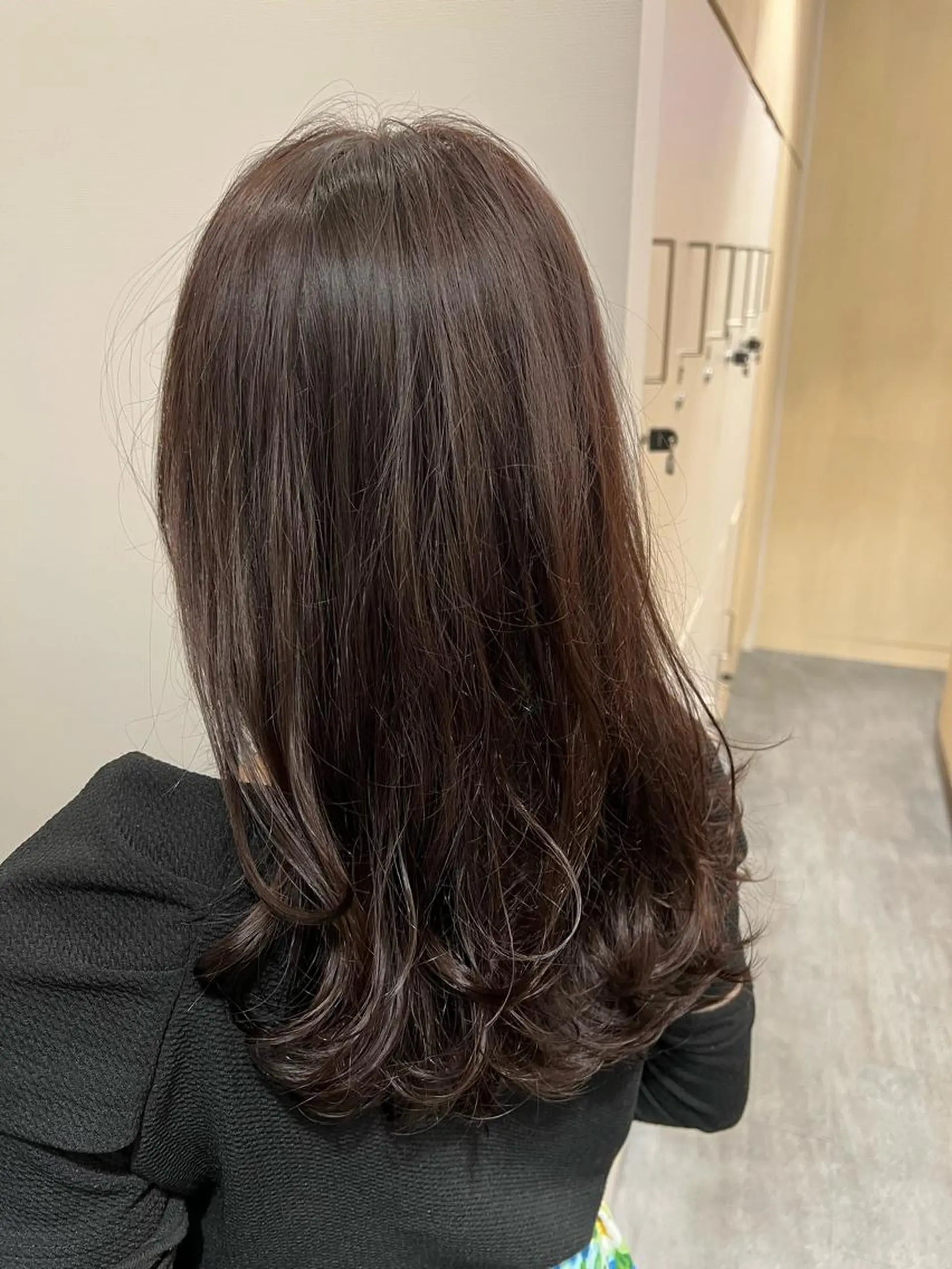 ロング カラー ブラウンカラー ピンクカラー ビラデルソルmaRe所属・山口 莉々香のヘアスタイル