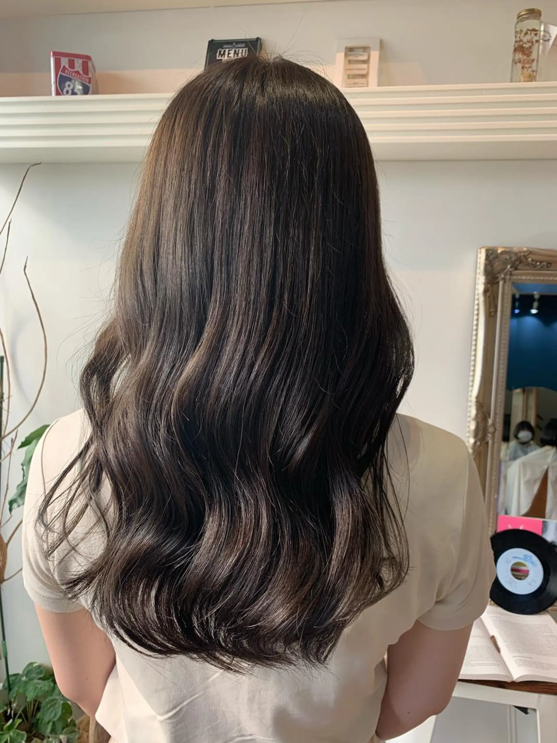 ロング ヘアカラー トリートメント ヘッドスパ ヘアセット 山口 竣也のヘアスタイル