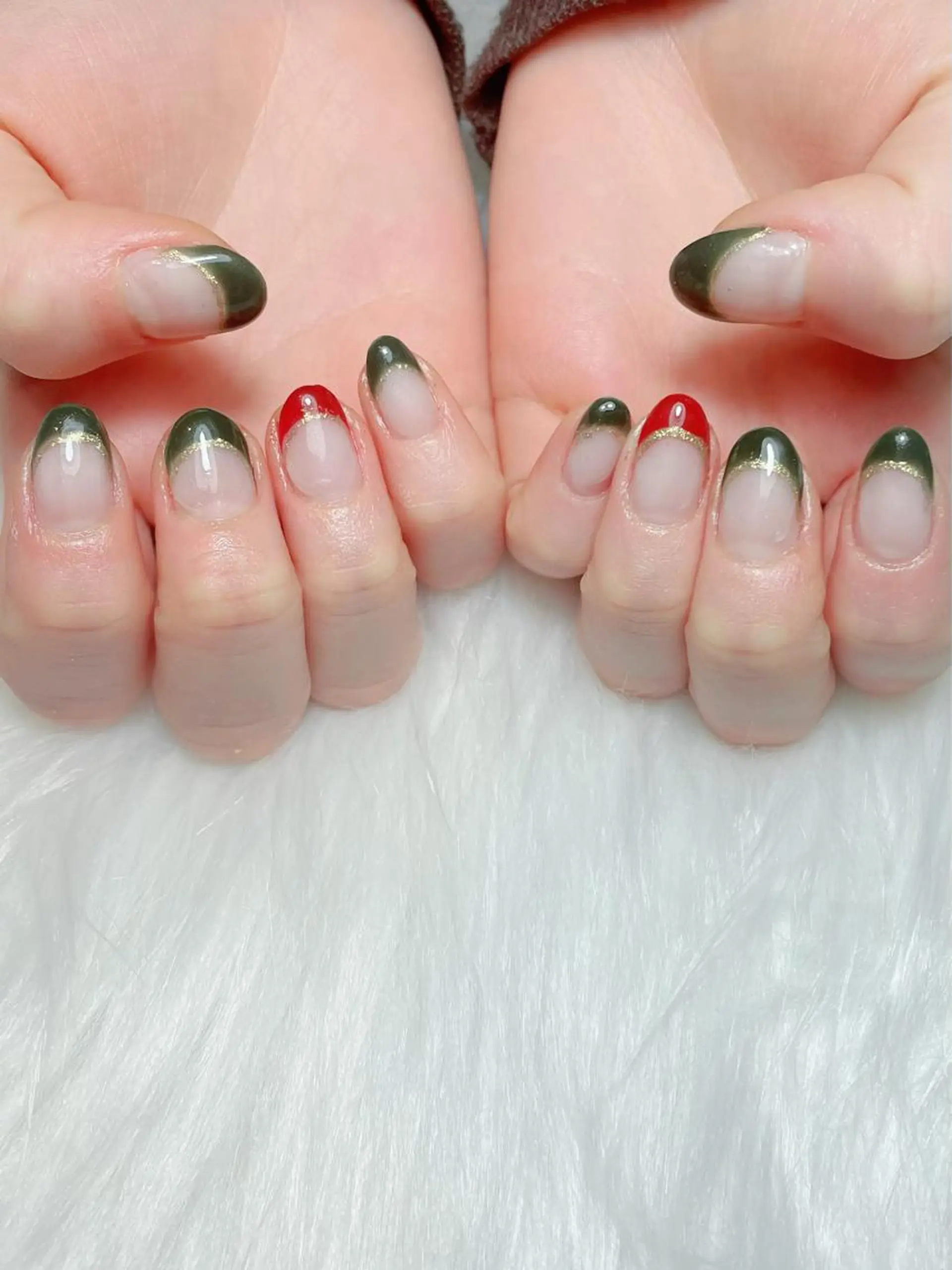 ネイル フレンチネイル 大袋駅東口徒歩2分 alivioのネイルデザイン