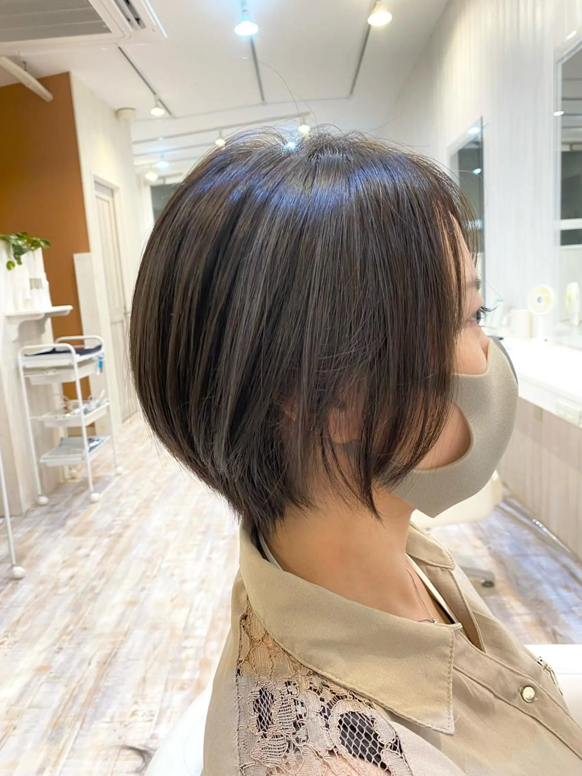 ショート カラー 佐藤史哉* 韓国レイヤー赤み除去のヘアスタイル