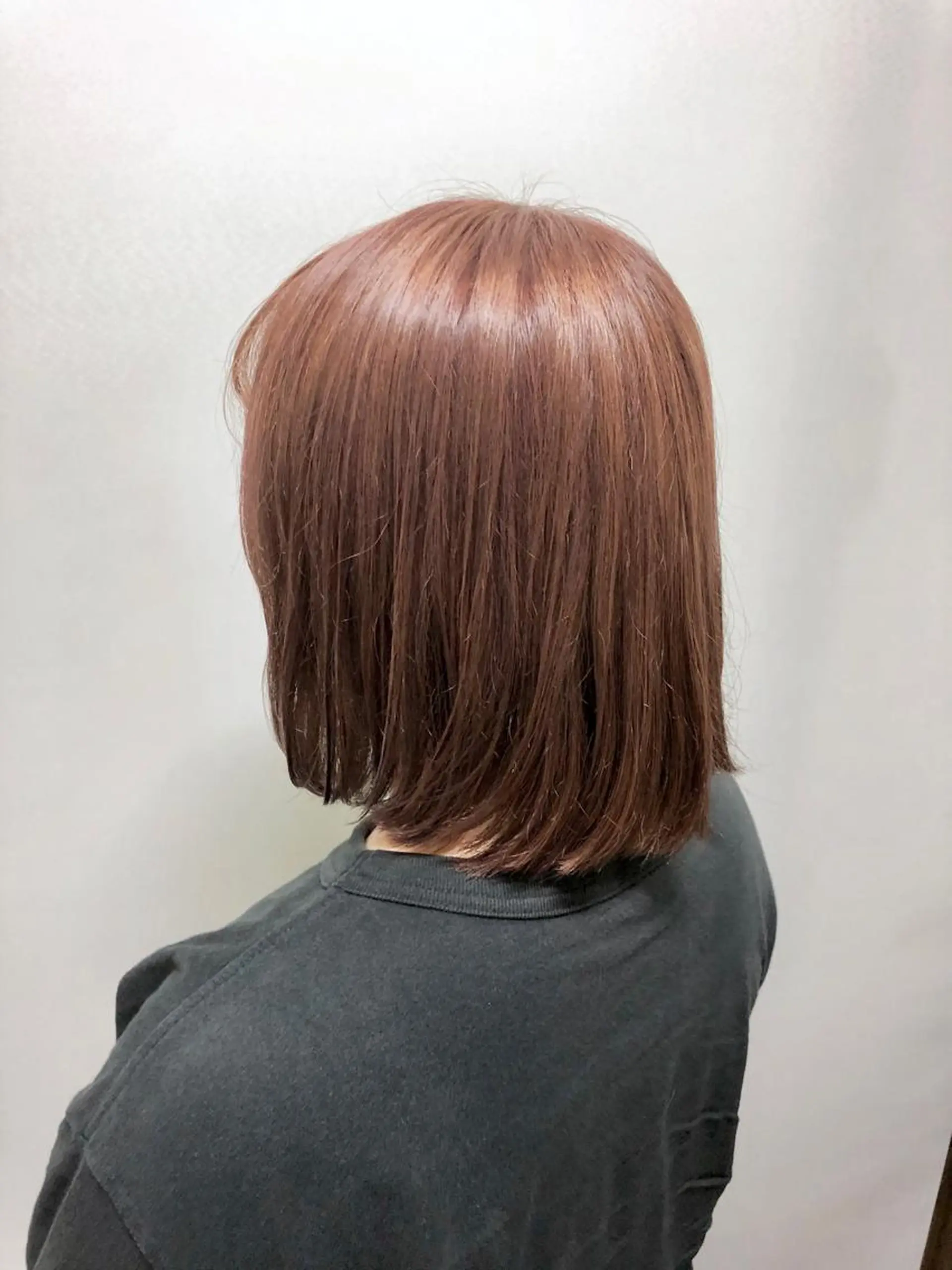 ミディアム カラー アッシュ ブリーチ ケアブリーチ ダブルカラー イルミナカラー 桐原 竜也のヘアスタイル