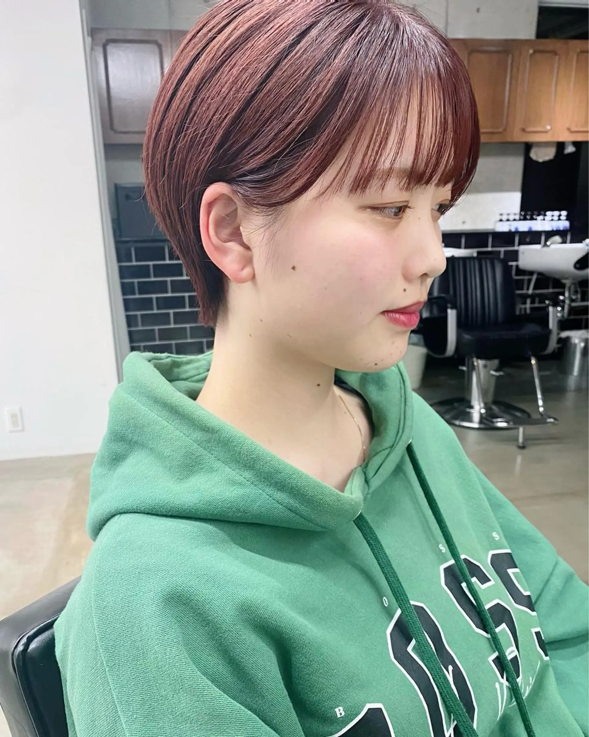 ショート カラー ヘアアレンジ ピンクカラー ショートヘア カット ヘアカラー son hair HIROEのヘアスタイル