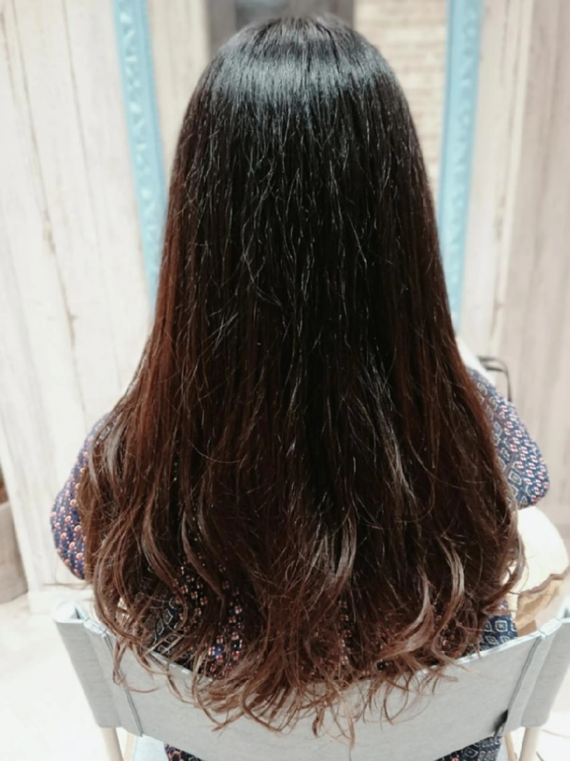 ロング カラー ブリーチ グラデーションカラー GO TODAY SHAiRE SALON キラリトギンザ店所属・🐱higajo🐱 比嘉門(ヒガジョウ)のヘアスタイル