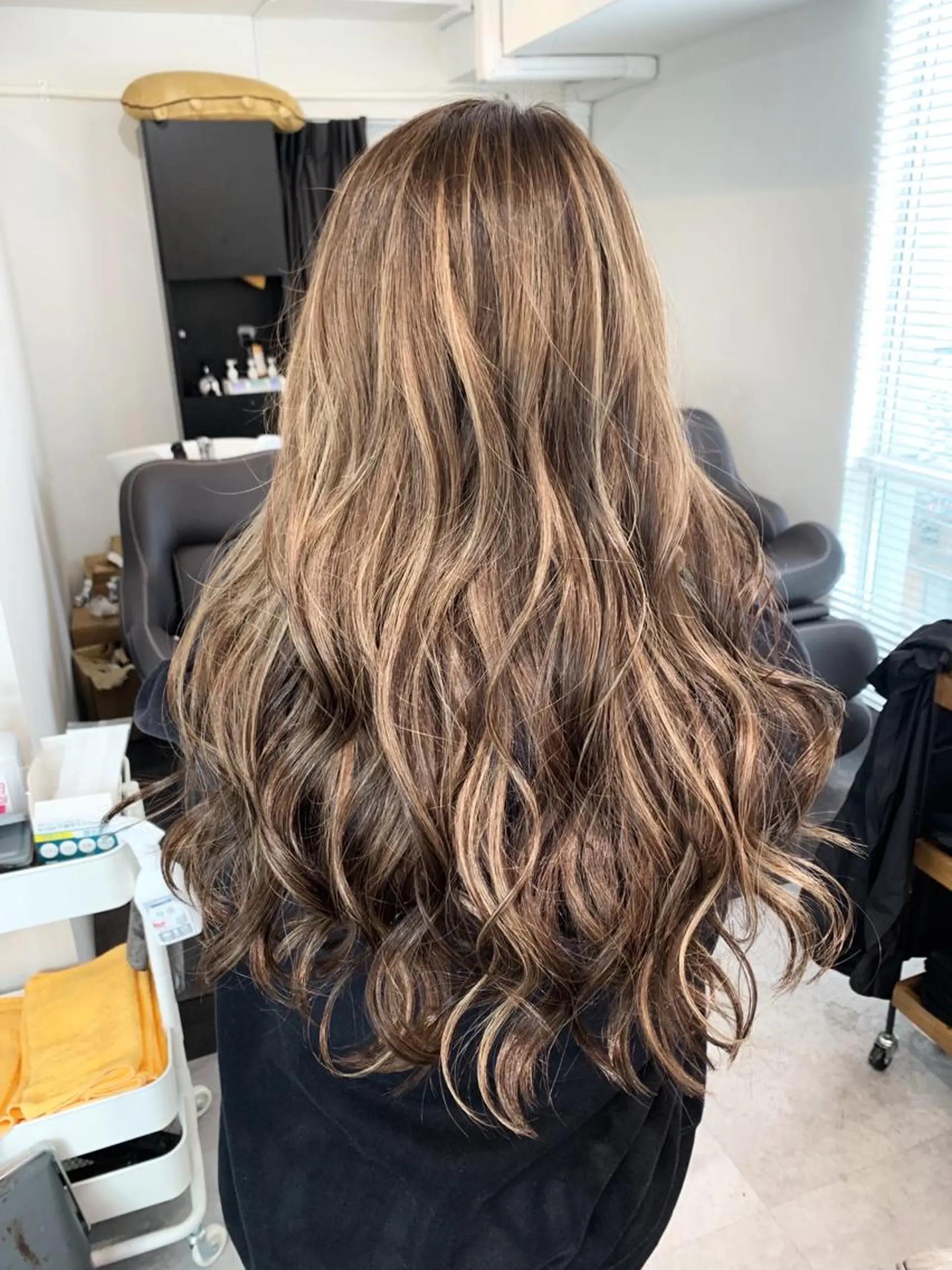 ロング ハイライト レイヤー×縮毛矯正 深見 拓のヘアスタイル
