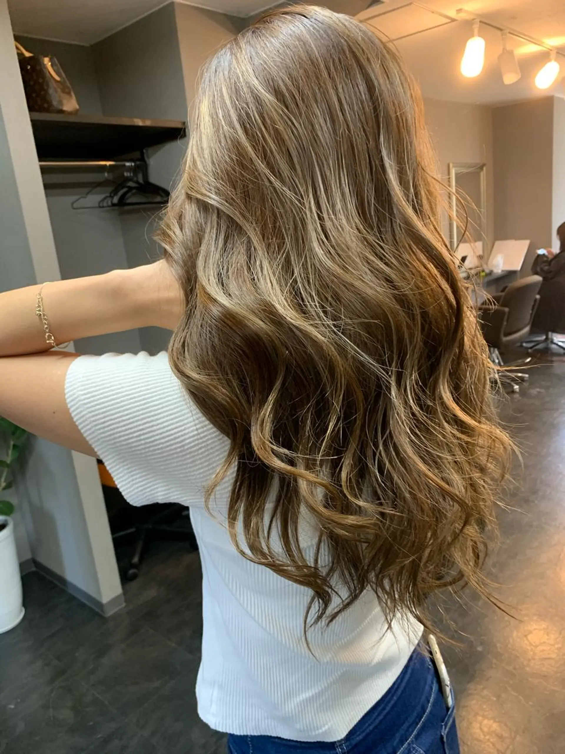 セミロング ヘアカラー トリートメント Selene hair OSAKAのヘアスタイル
