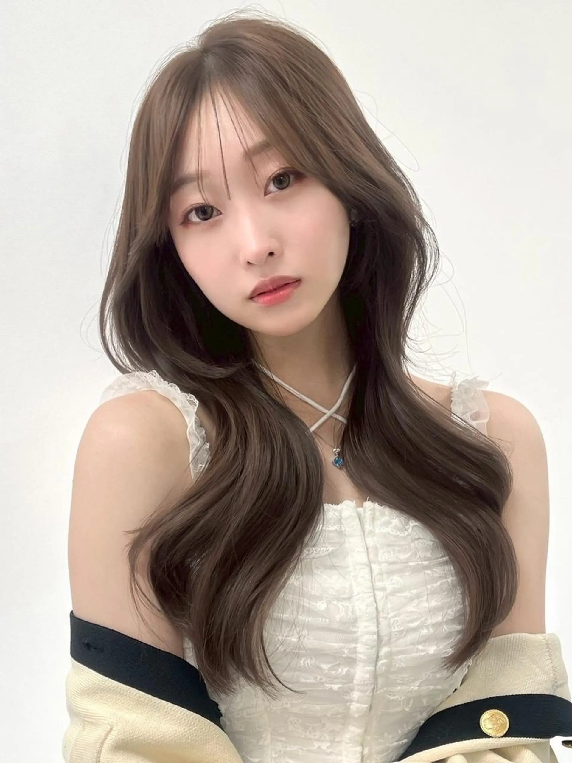 カラー 透明感ベージュ🧁 池袋LAND🤍のヘアスタイル