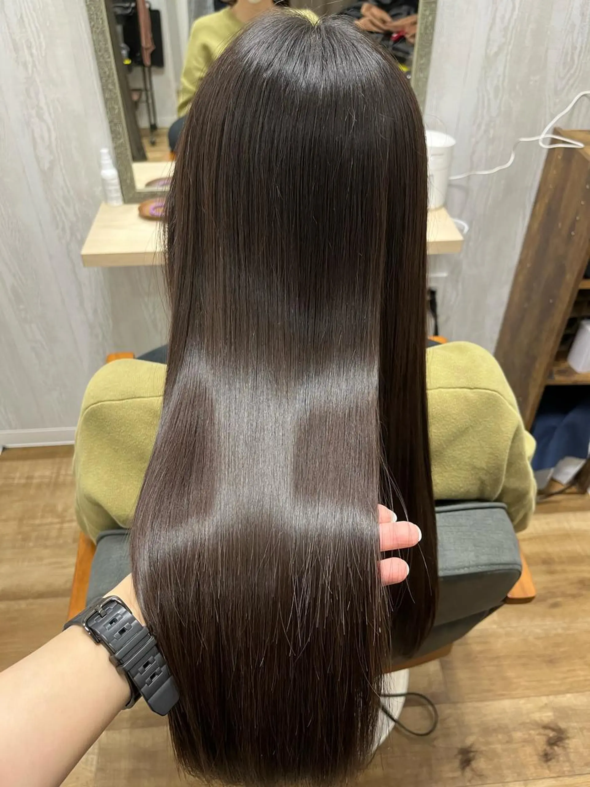 ロング カット ヘアカラー トリートメント TELA HAIRのヘアスタイル