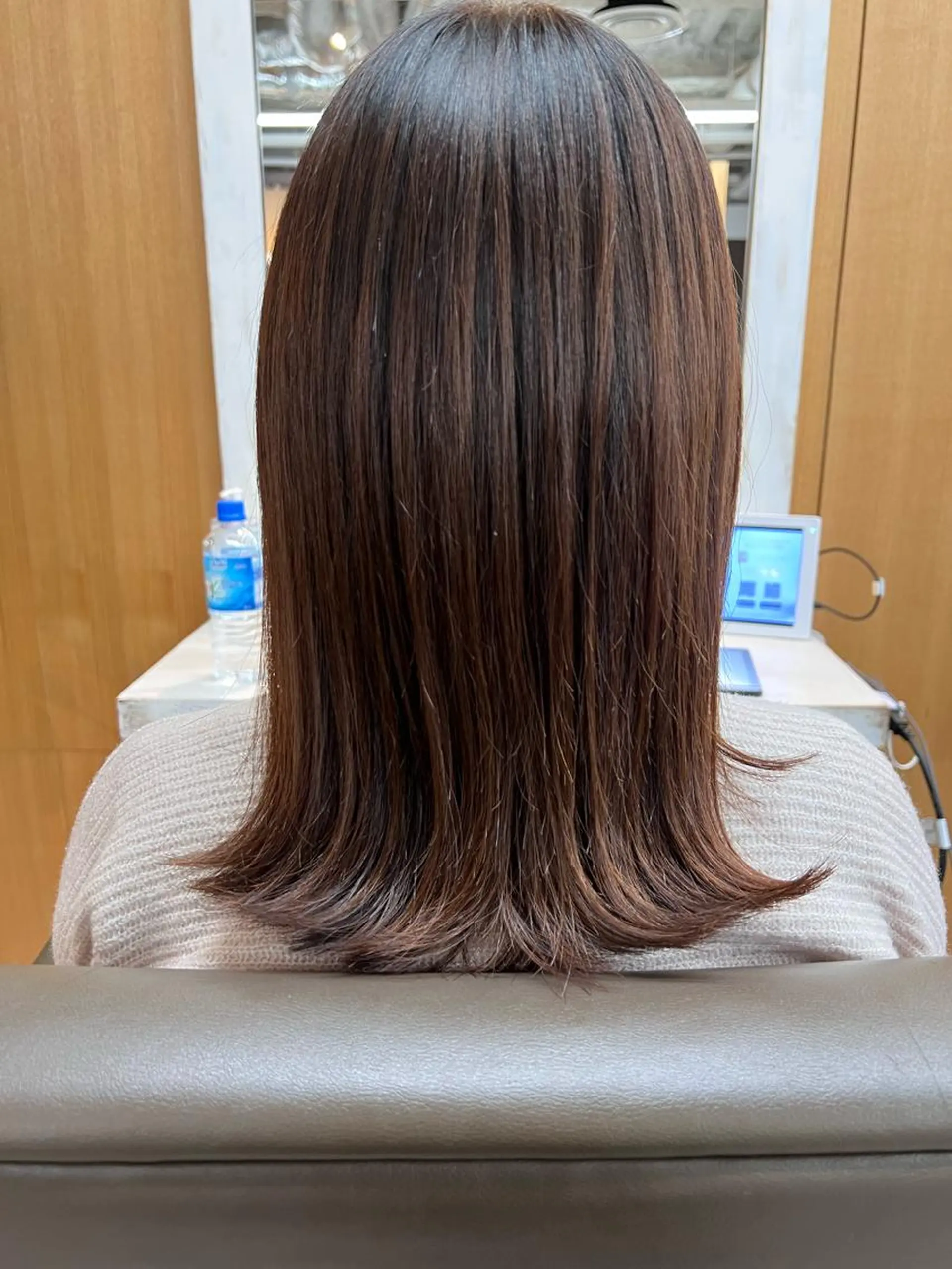 セミロング カット 縮毛矯正 透明感カラー ゆうだいのヘアスタイル