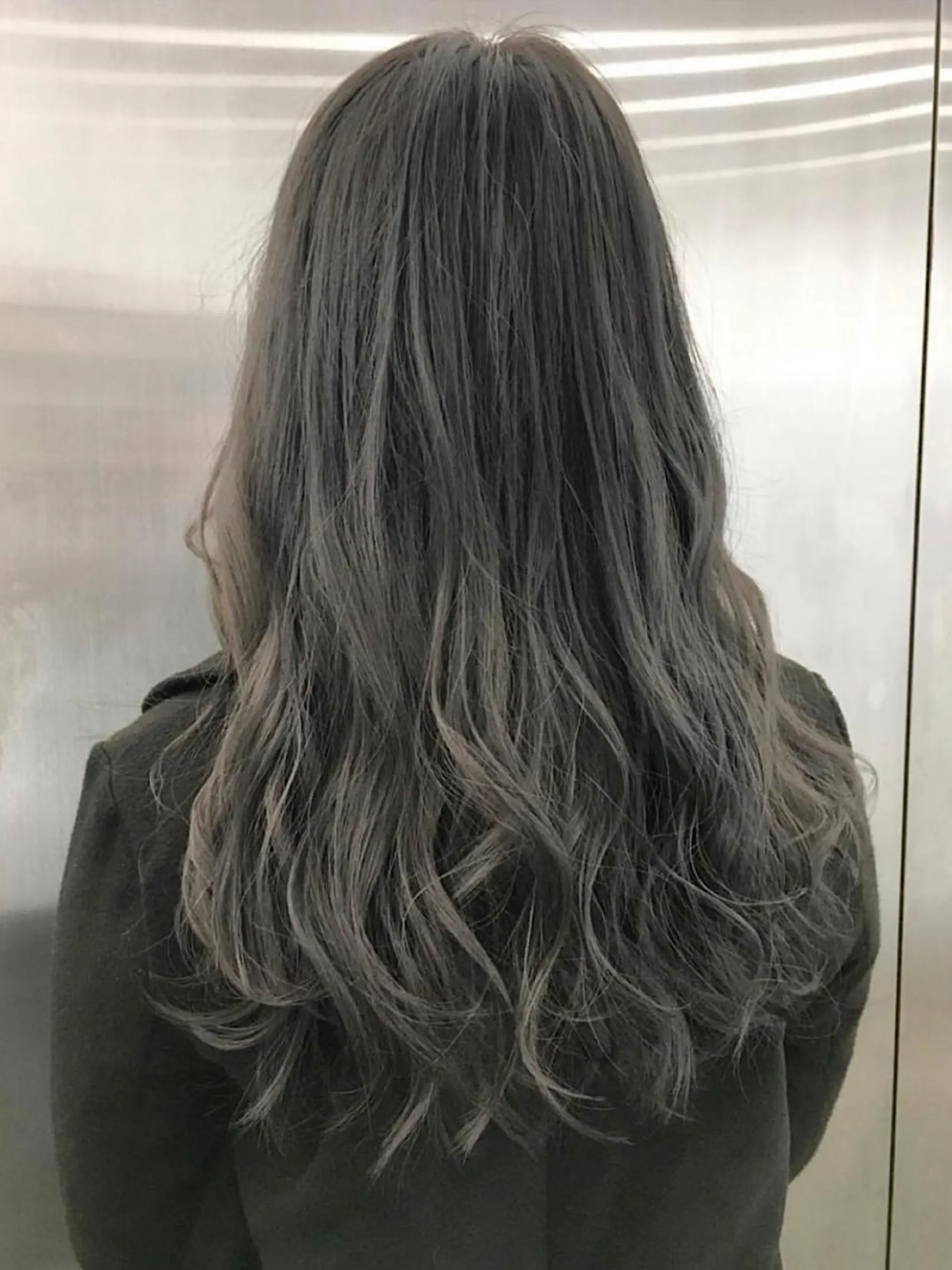 ロング salowin 原宿 aroa所属・韓国／ハッシュカット ／透明感カラー／金野のヘアスタイル