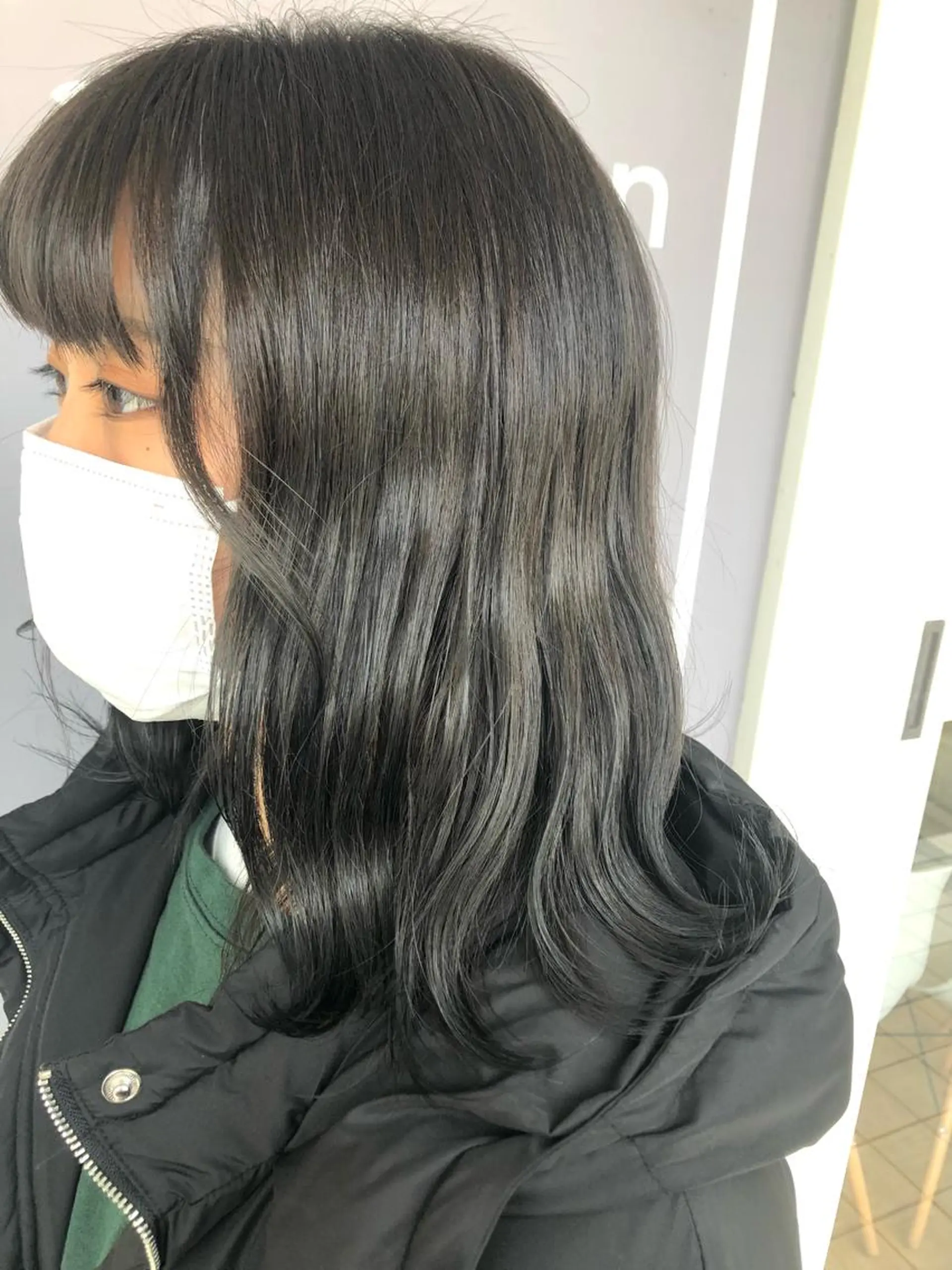 セミロング カラー 透明感カラー グレージュ Pocketいわき 深谷 智花のヘアスタイル
