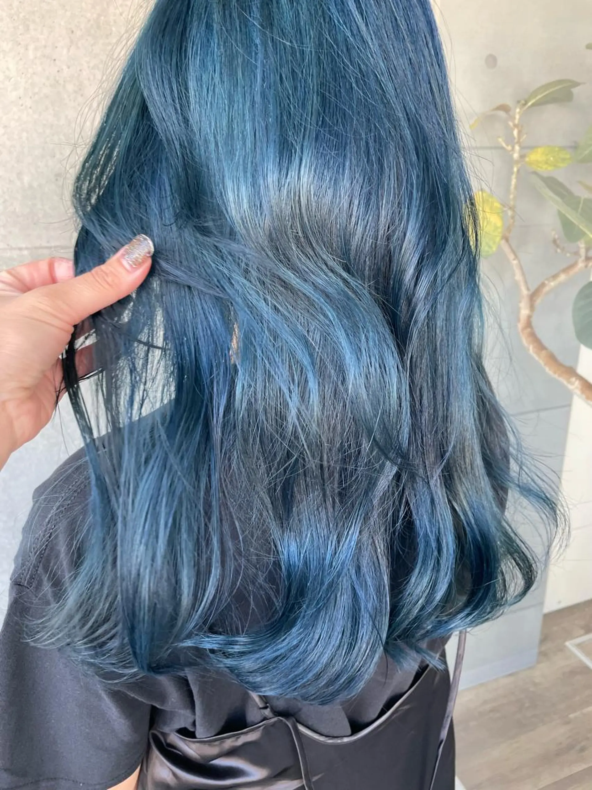 ロング カラー ブルーカラー 高円寺 🎨manami🎨のヘアスタイル