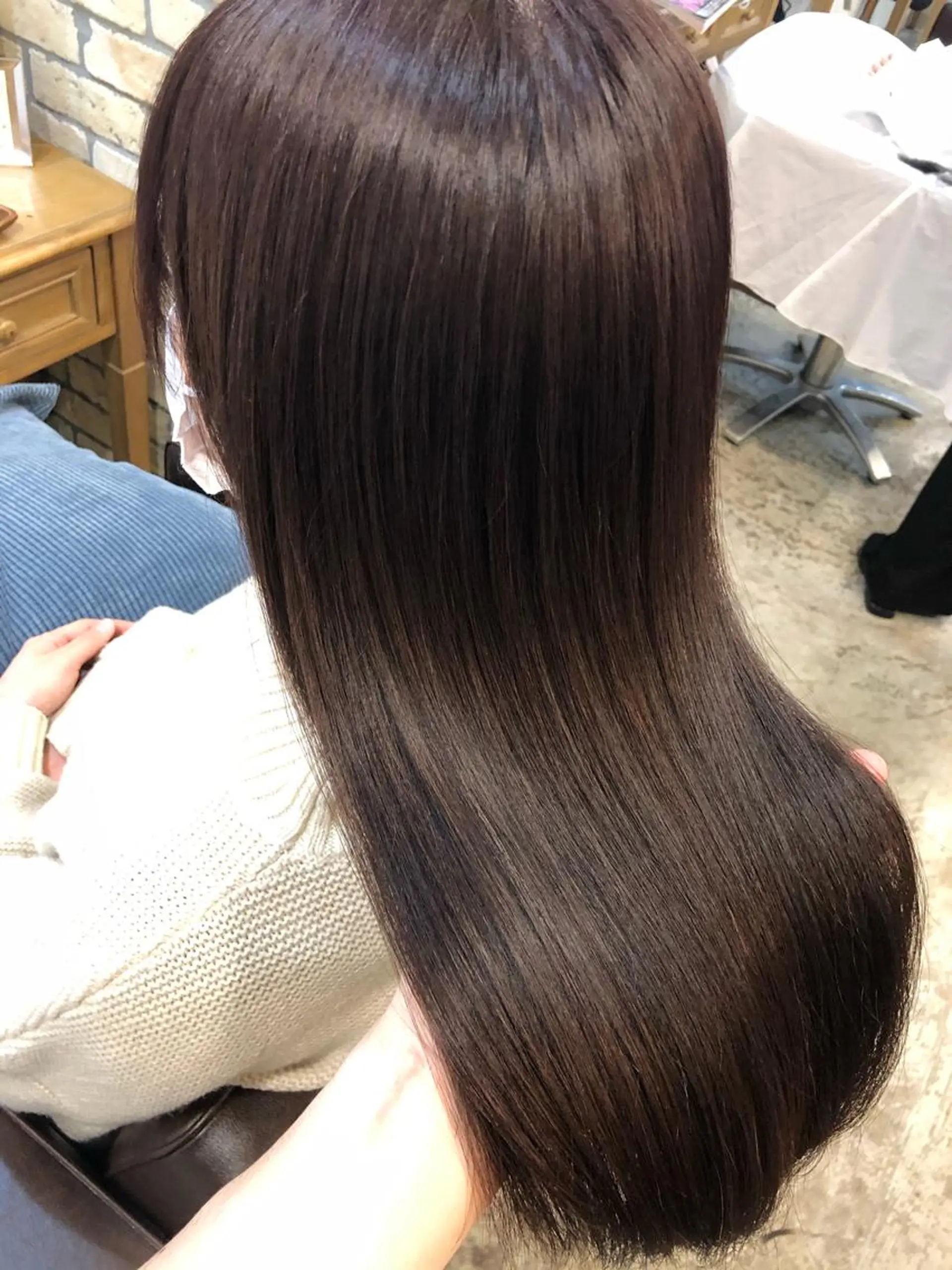 ロング 髪質改善、縮毛矯正 酸性縮毛矯正のヘアスタイル