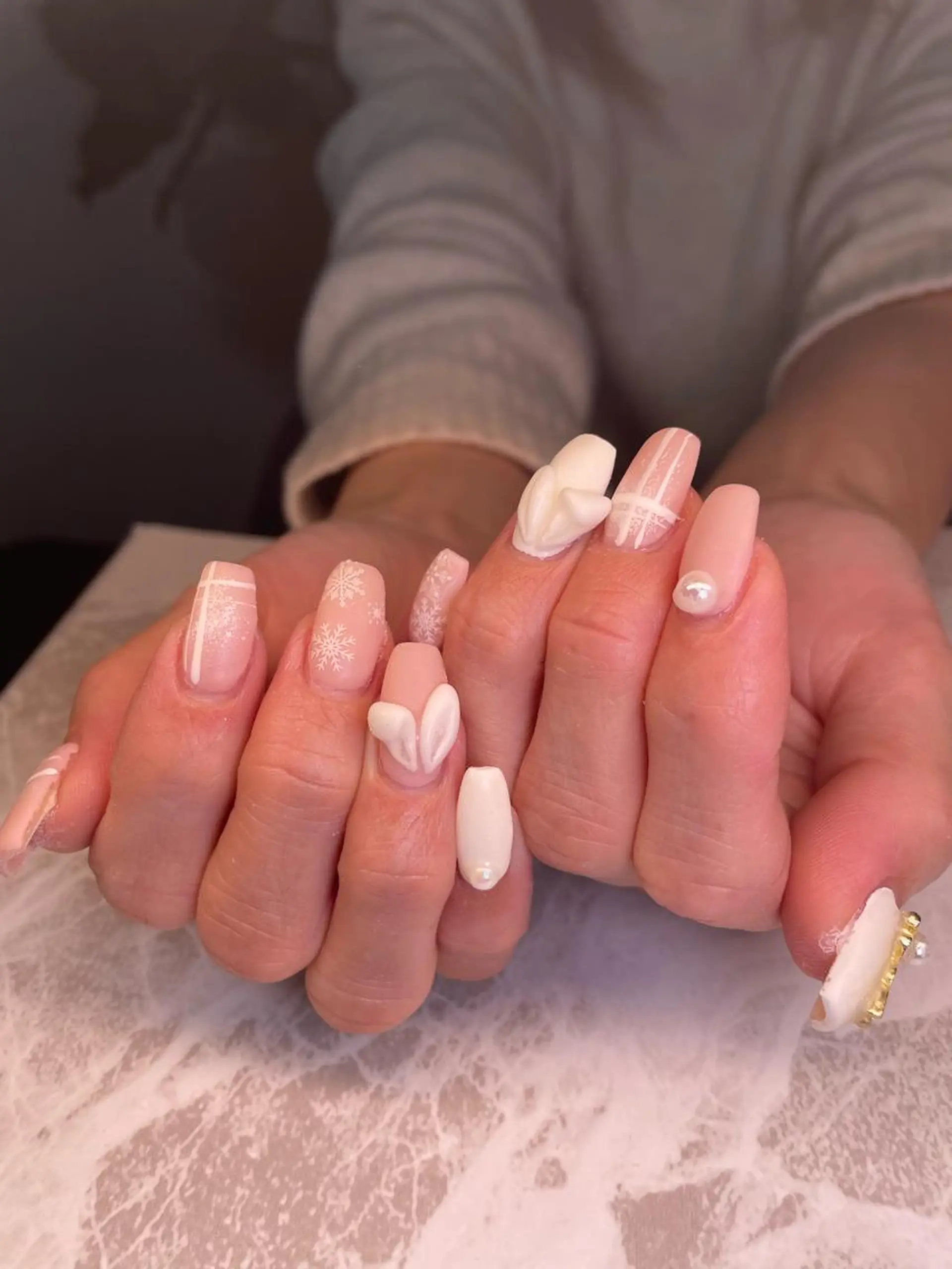 ネイル ハンドネイル YOUTH nails waxing所属・YOUTH natsumiのネイルデザイン
