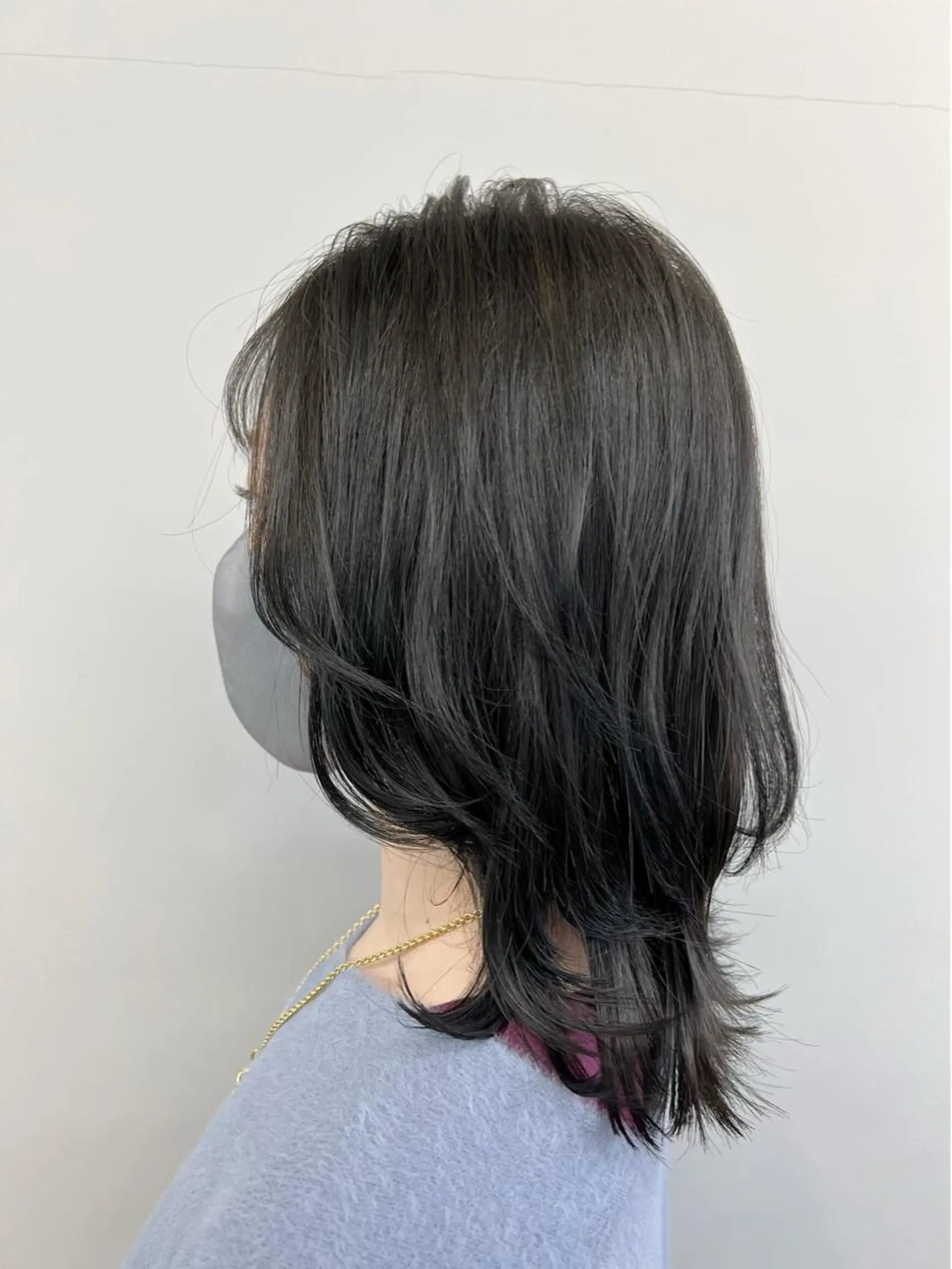 ミディアム カラー アッシュ ダークアッシュ ウルフカット 代表　YUKI ☆のヘアスタイル