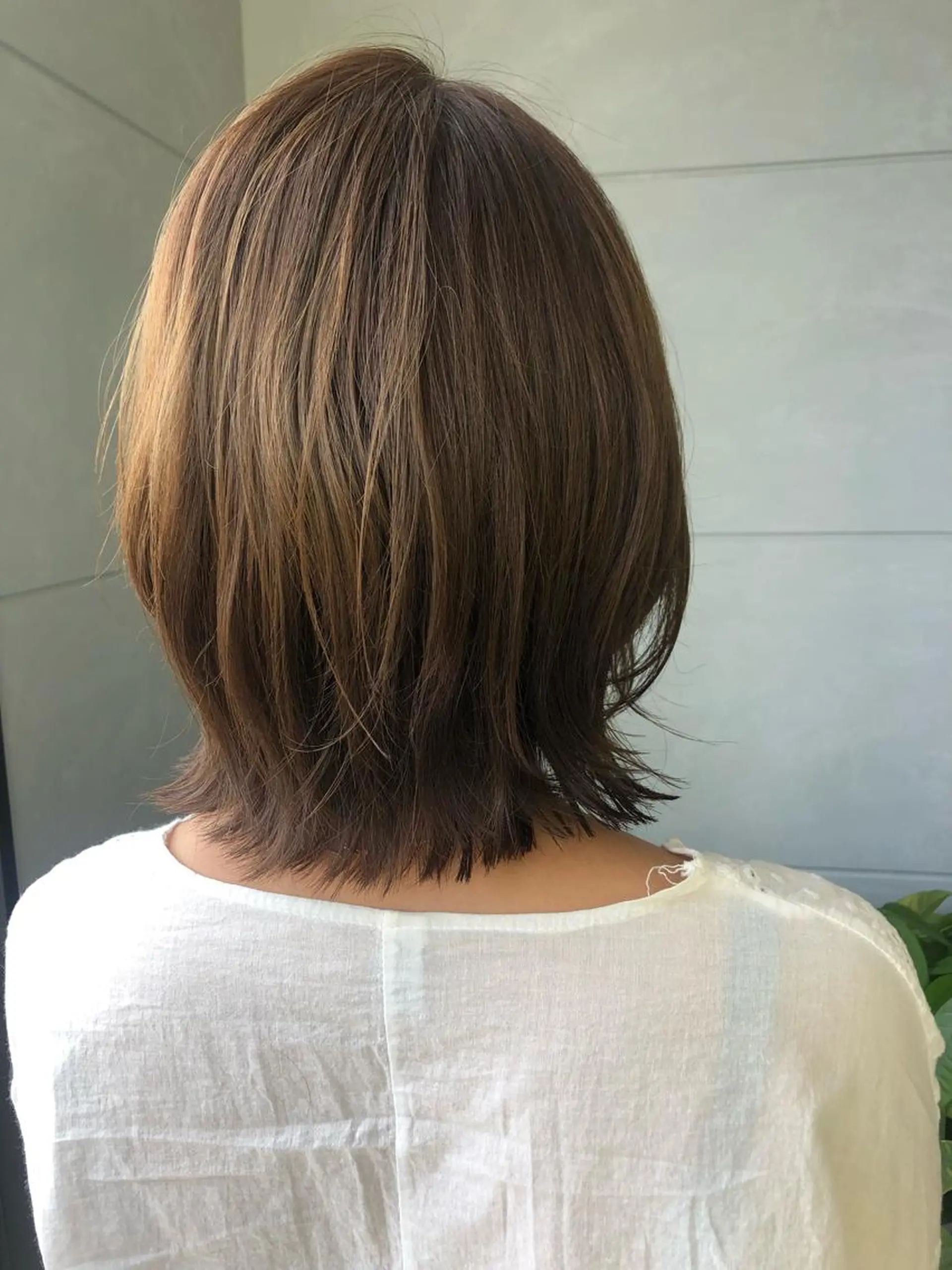 ミディアム カラー カット ヘアカラー トリートメント 塚本 文奈のヘアスタイル