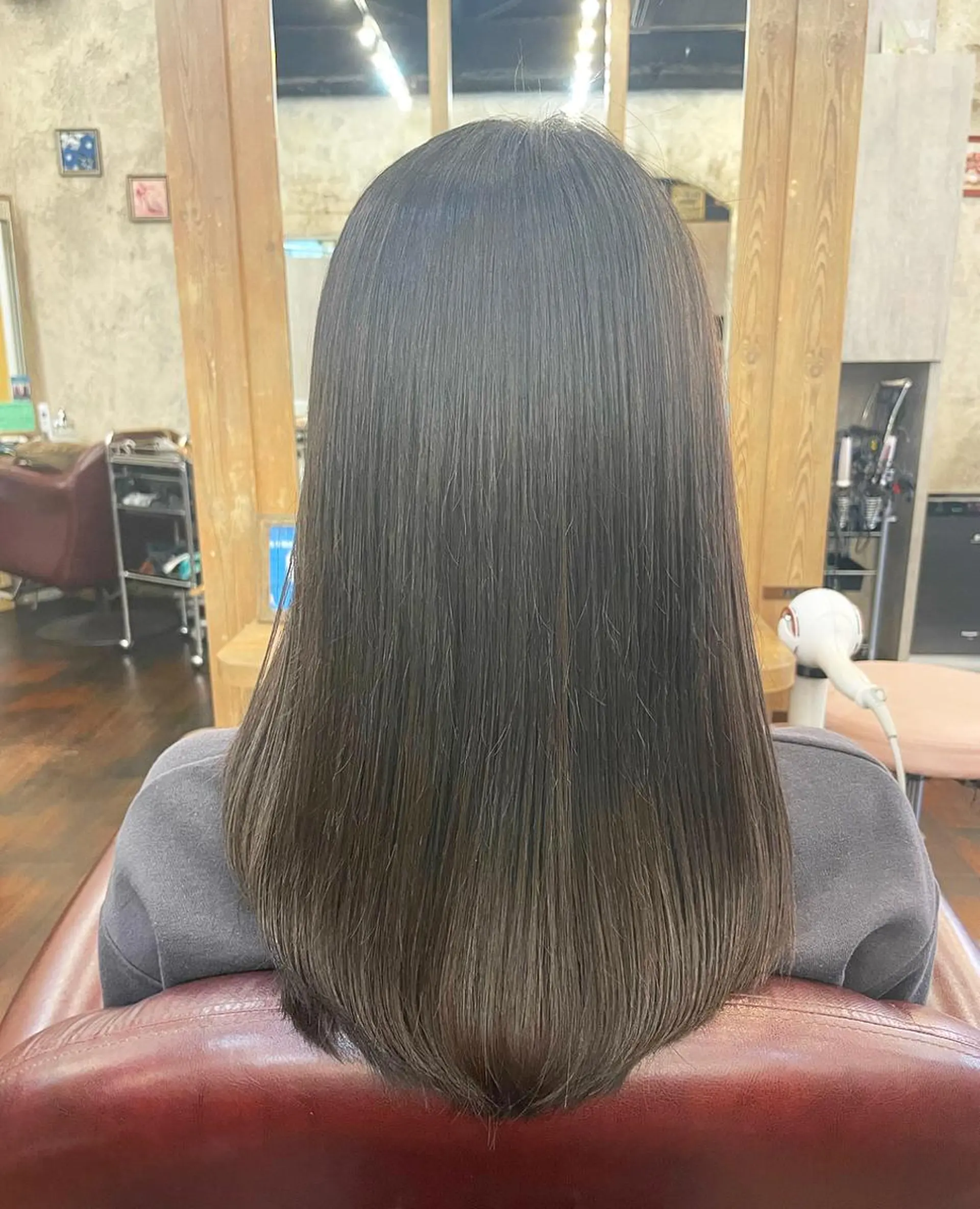 セミロング AYAKA/カラー モデル募集ᡣ𐭩のヘアスタイル