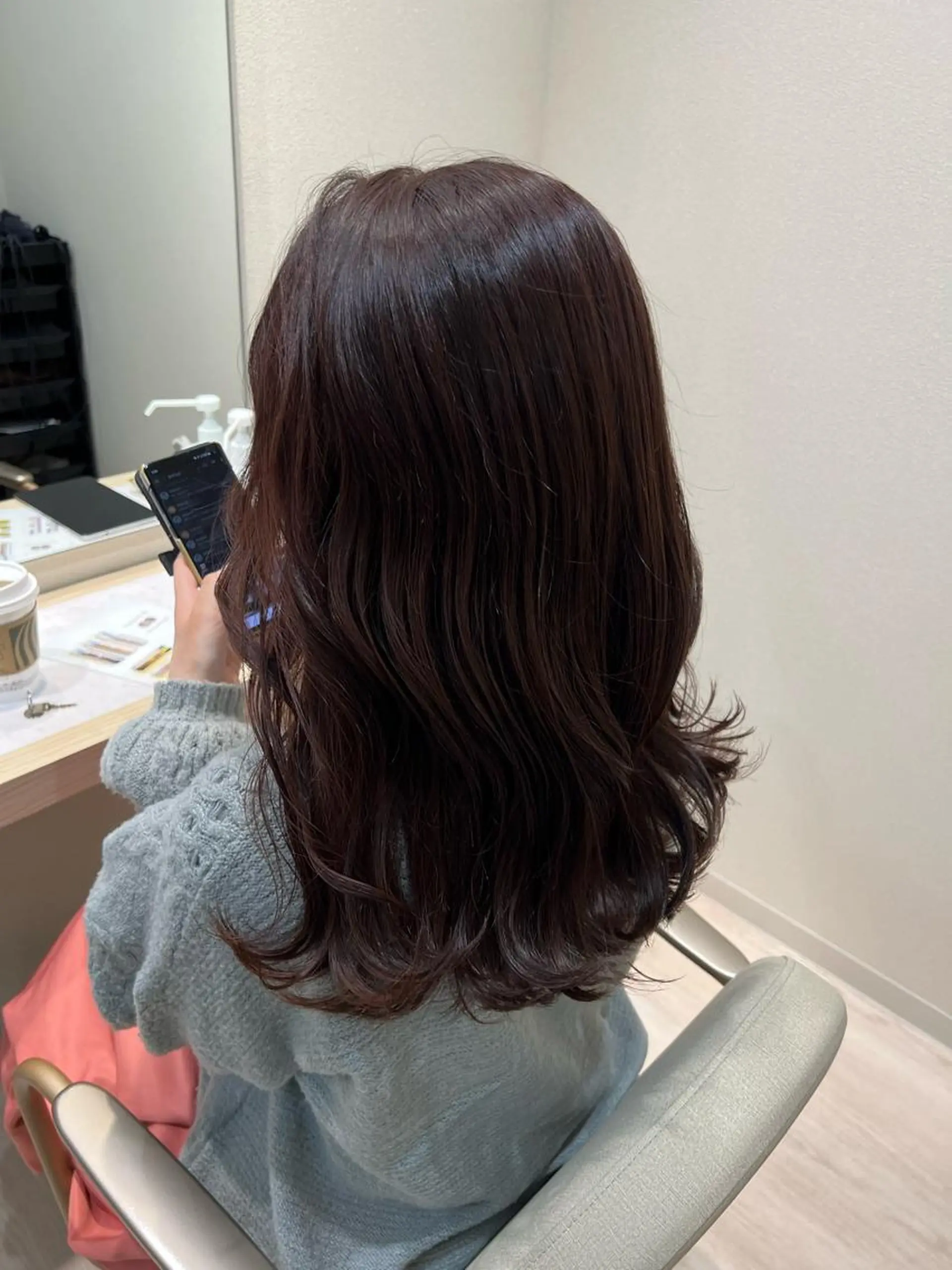 セミロング カット ヘアカラー トリートメント ヘッドスパ mina .のヘアスタイル