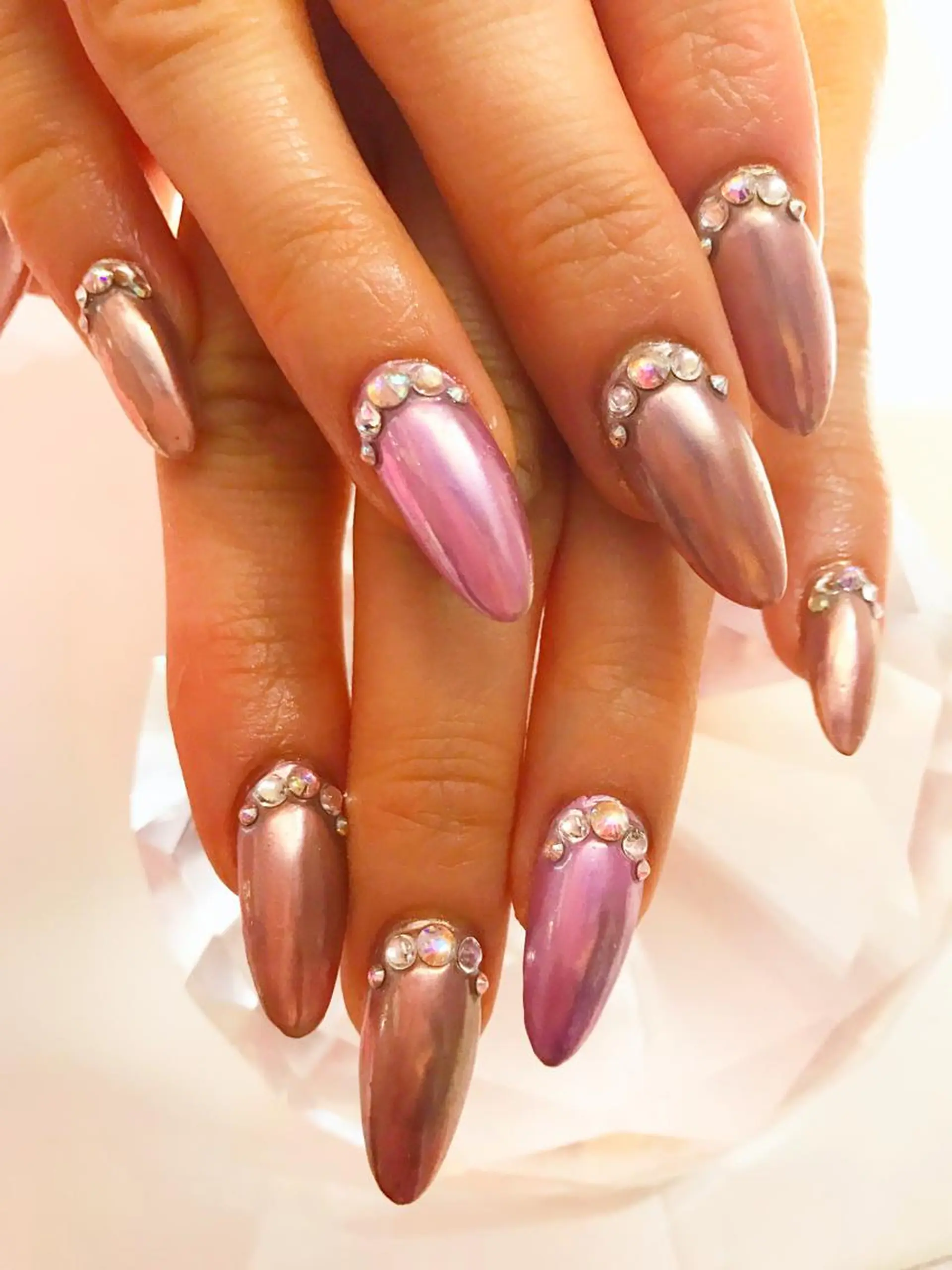 ネイル ミラーネイル スカルプネイル YUN 💅のネイルデザイン