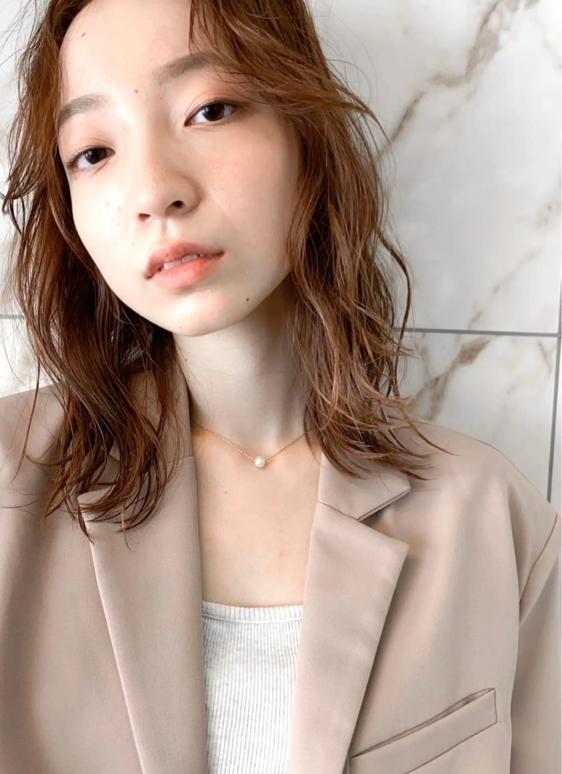 セミロング ボブ レイヤーカット カット パーマ トリートメント 王子田 隼のヘアスタイル