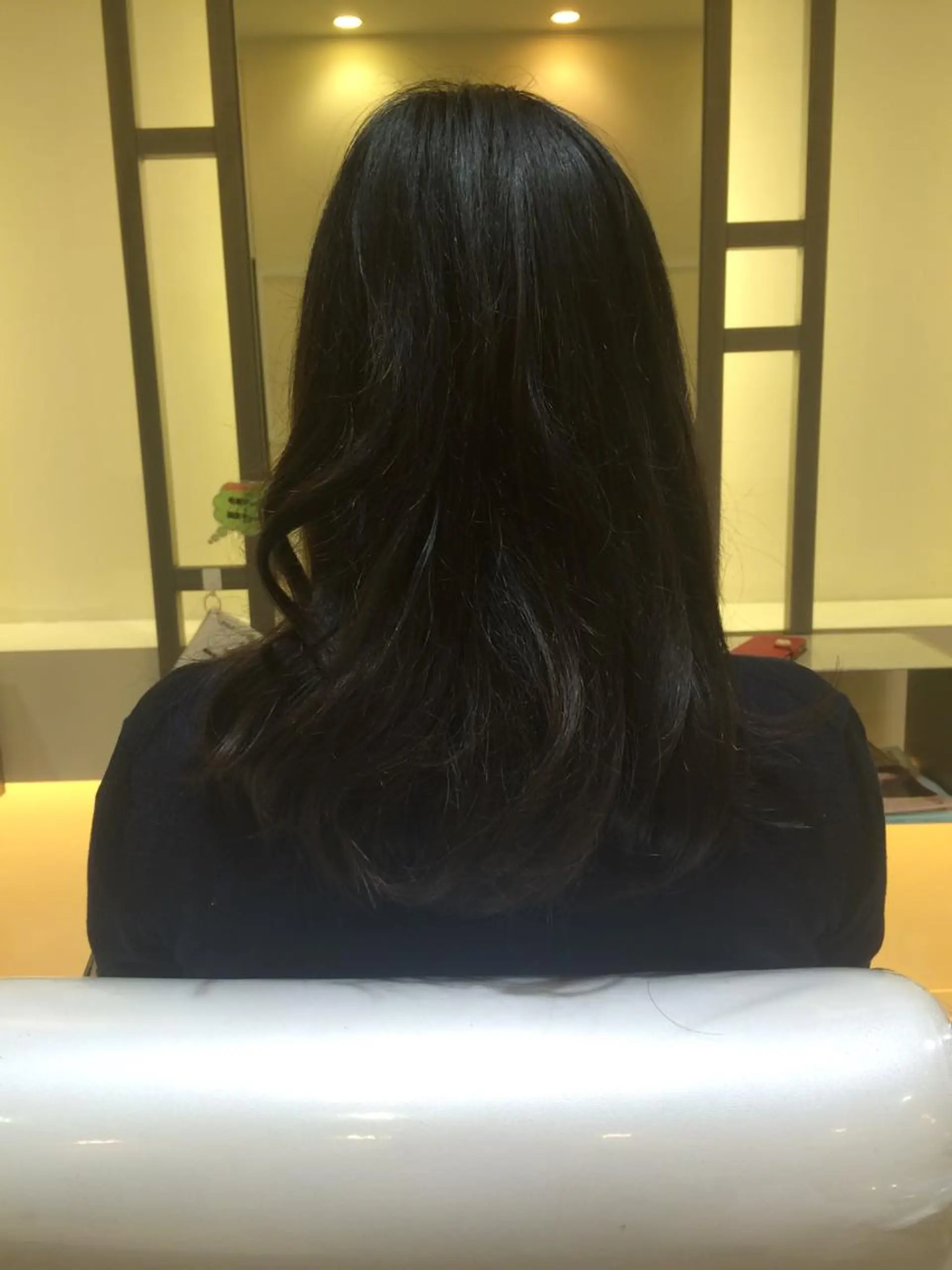 ロング 佐川 友里のヘアスタイル