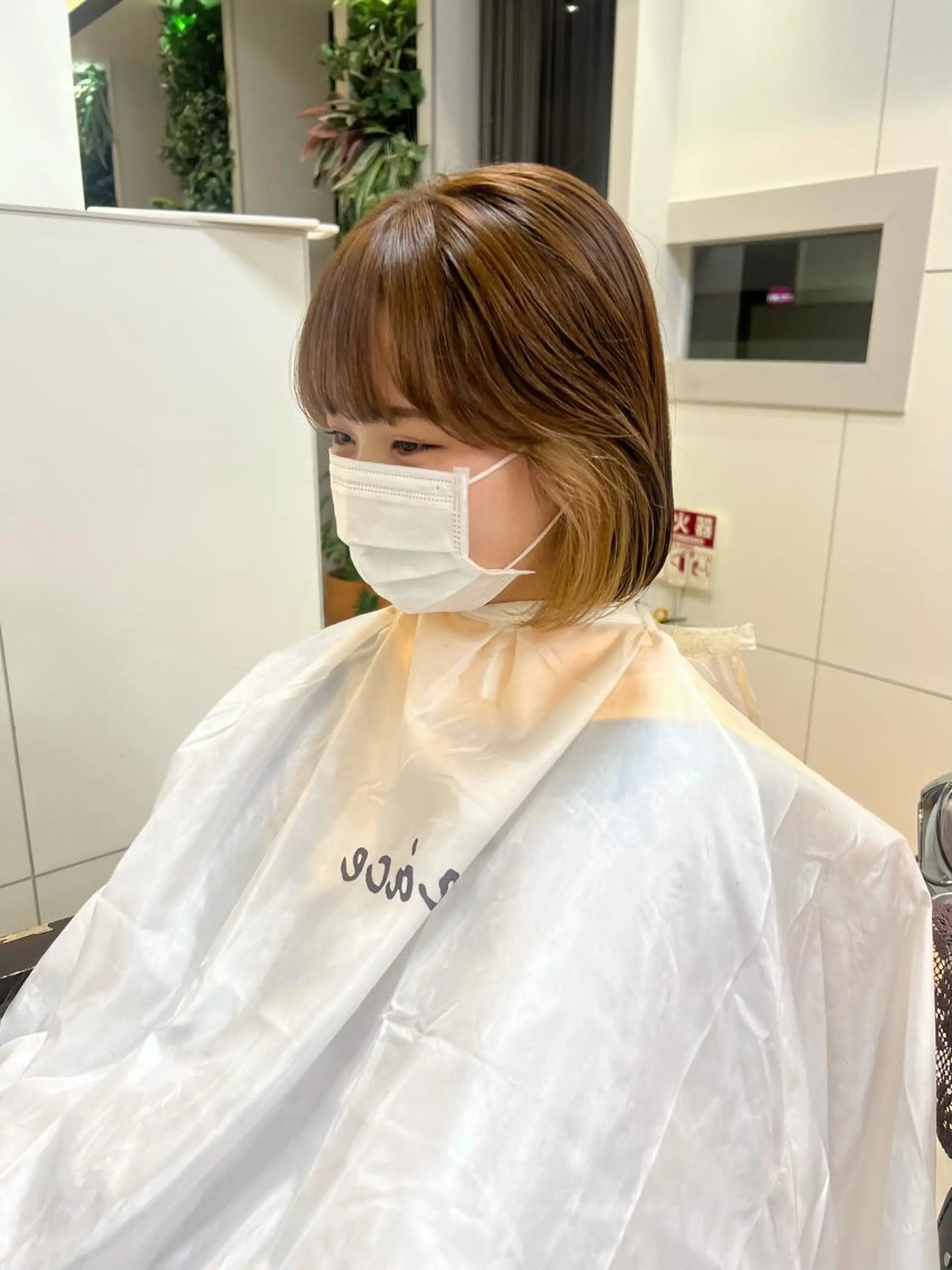ショート カラー ベージュカラー ブラウンカラー インナーカラー ボブ SOYONなんば店 ／韓国風のヘアスタイル