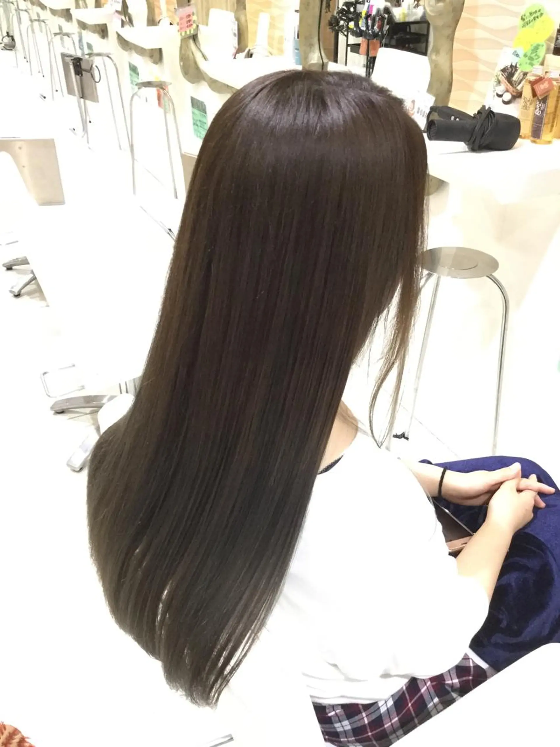 ロング カラー グレージュ カット ヘアカラー 松吉 純平のヘアスタイル