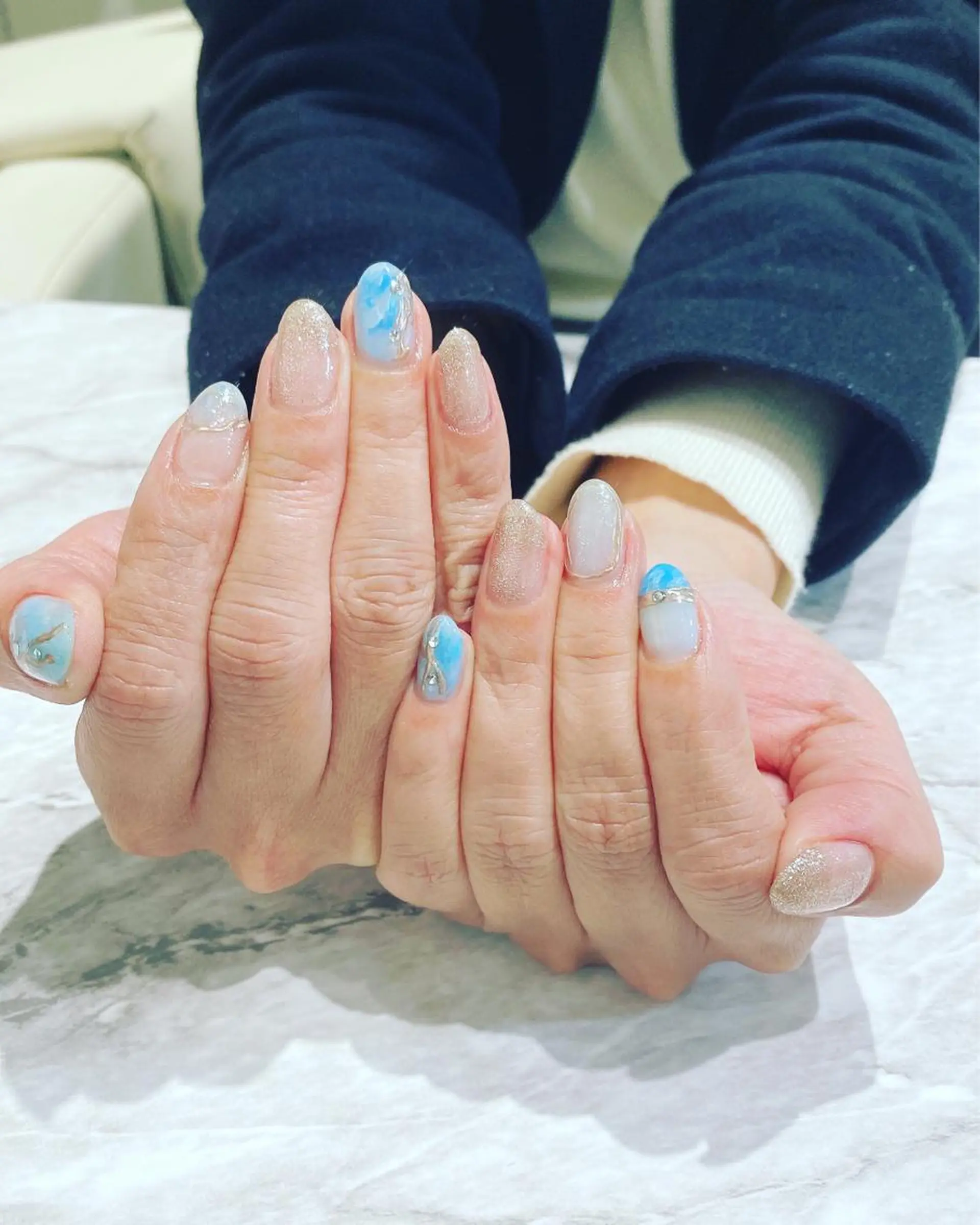 ネイル ブルー ストーンネイル ハンドネイル フットネイル ハンドケア nail salon  AlgeTy所属・✴︎:.｡. MAKI.｡.:✴︎のネイルデザイン