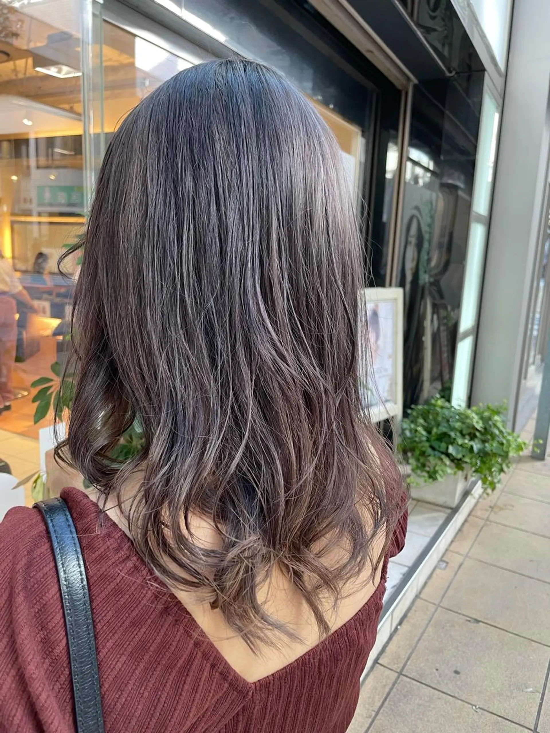 セミロング アッシュ アッシュグレー アッシュグレージュ カット ヘアカラー トリートメント ★糀谷 敬大のヘアスタイル