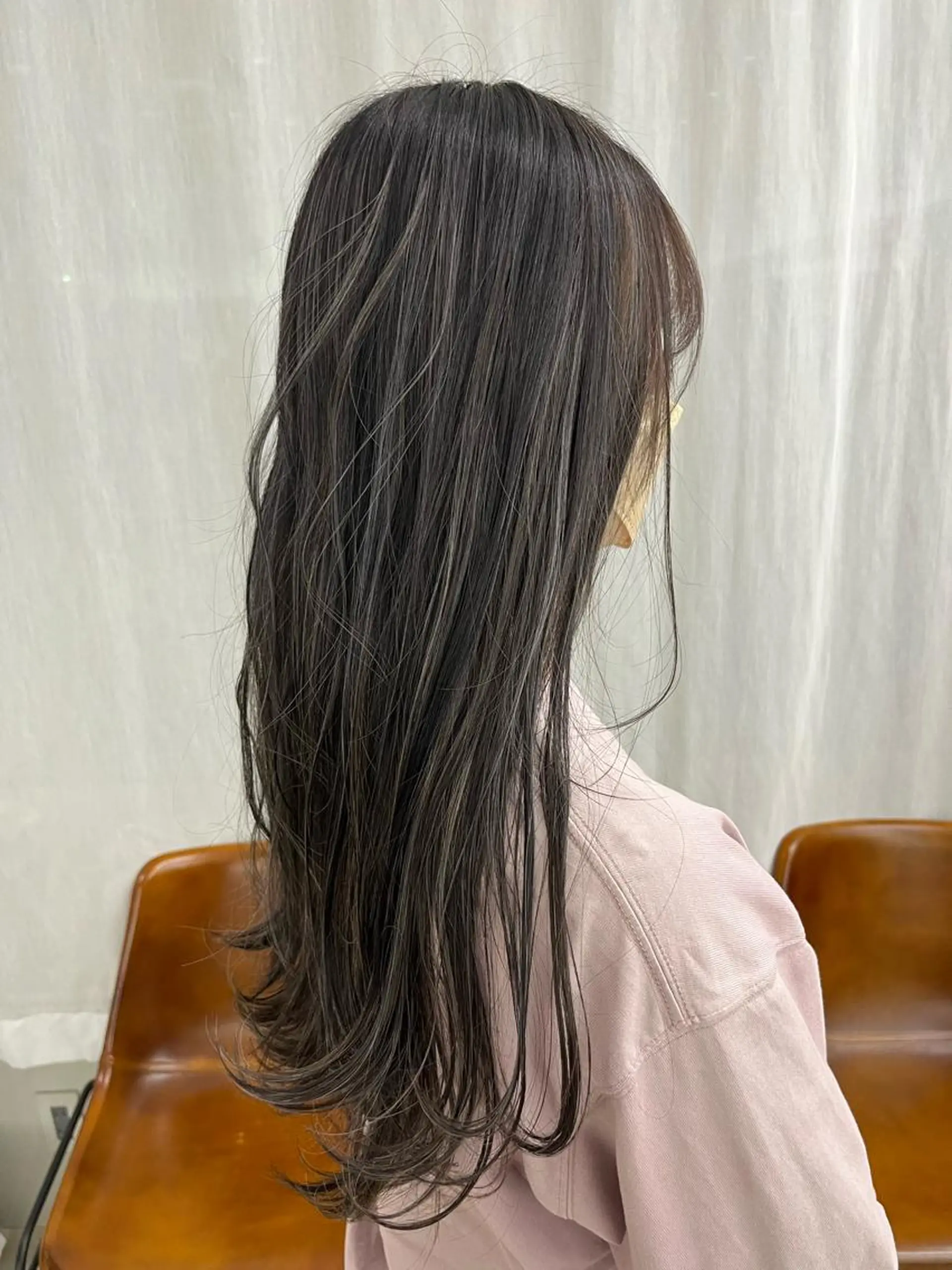 カラー 瀬長なおみ U too e'sのヘアスタイル