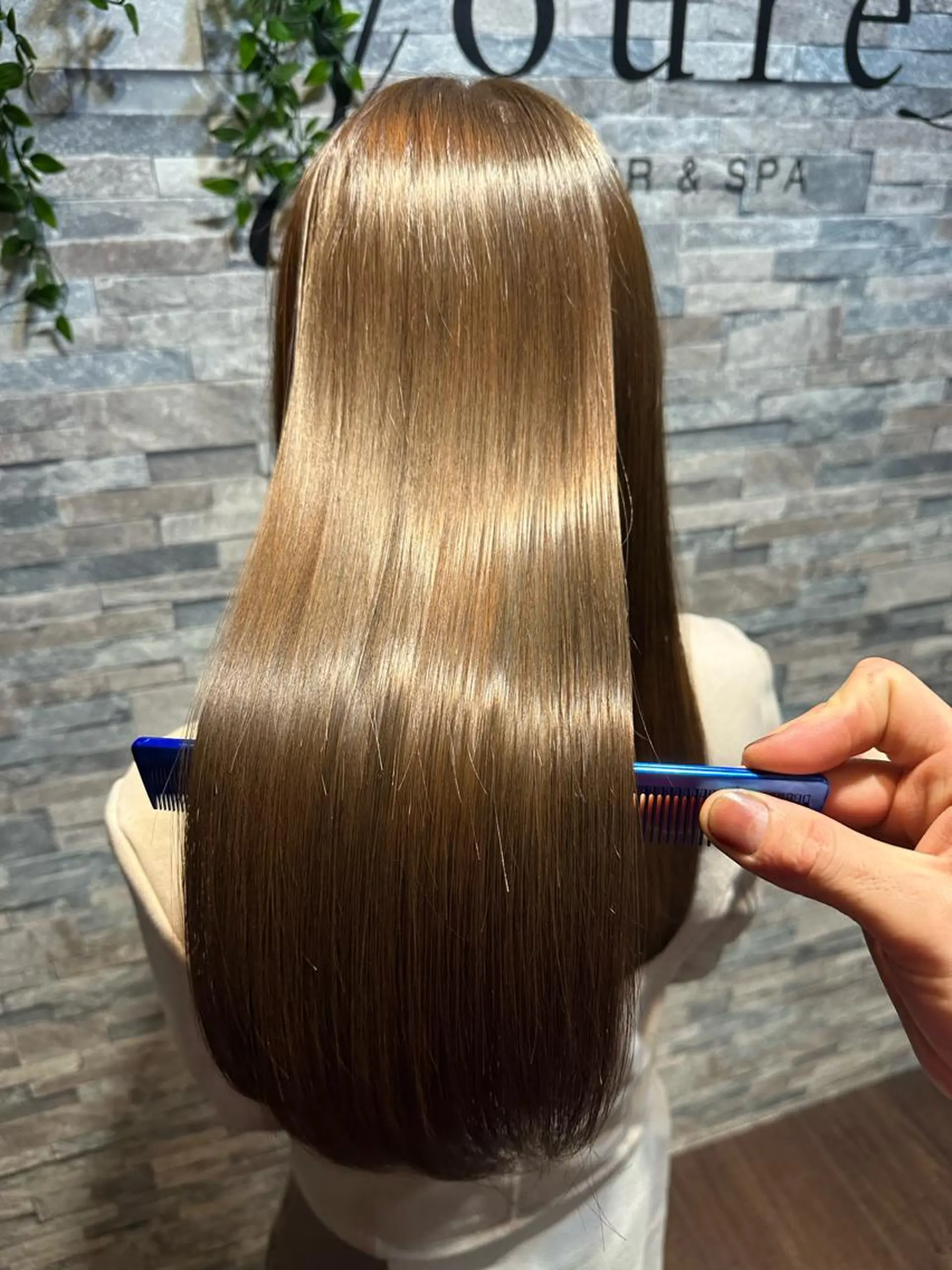 ロング カラー カット ヘアカラー トリートメント ヘッドスパ youres hair 東口店所属・🌸ULTOWA🌸 髪質改善/縮毛/店長のヘアスタイル