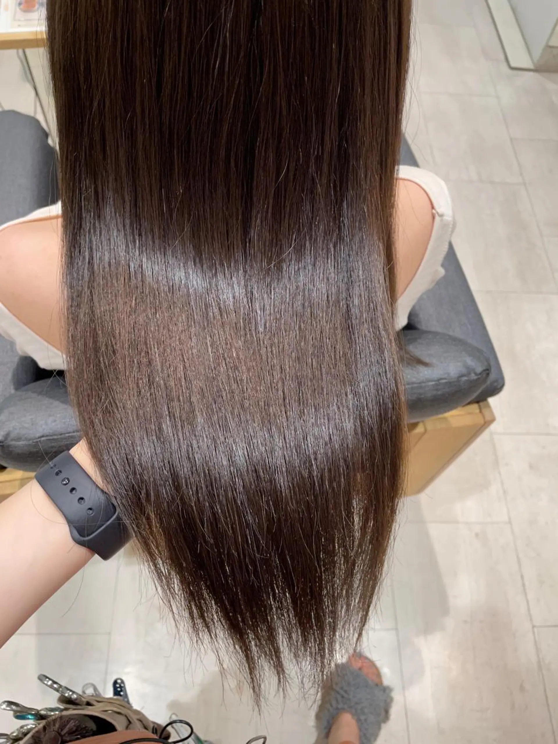 ロング 髪質改善 トリートメント コトネ🫧 韓国風レイヤーカットのヘアスタイル