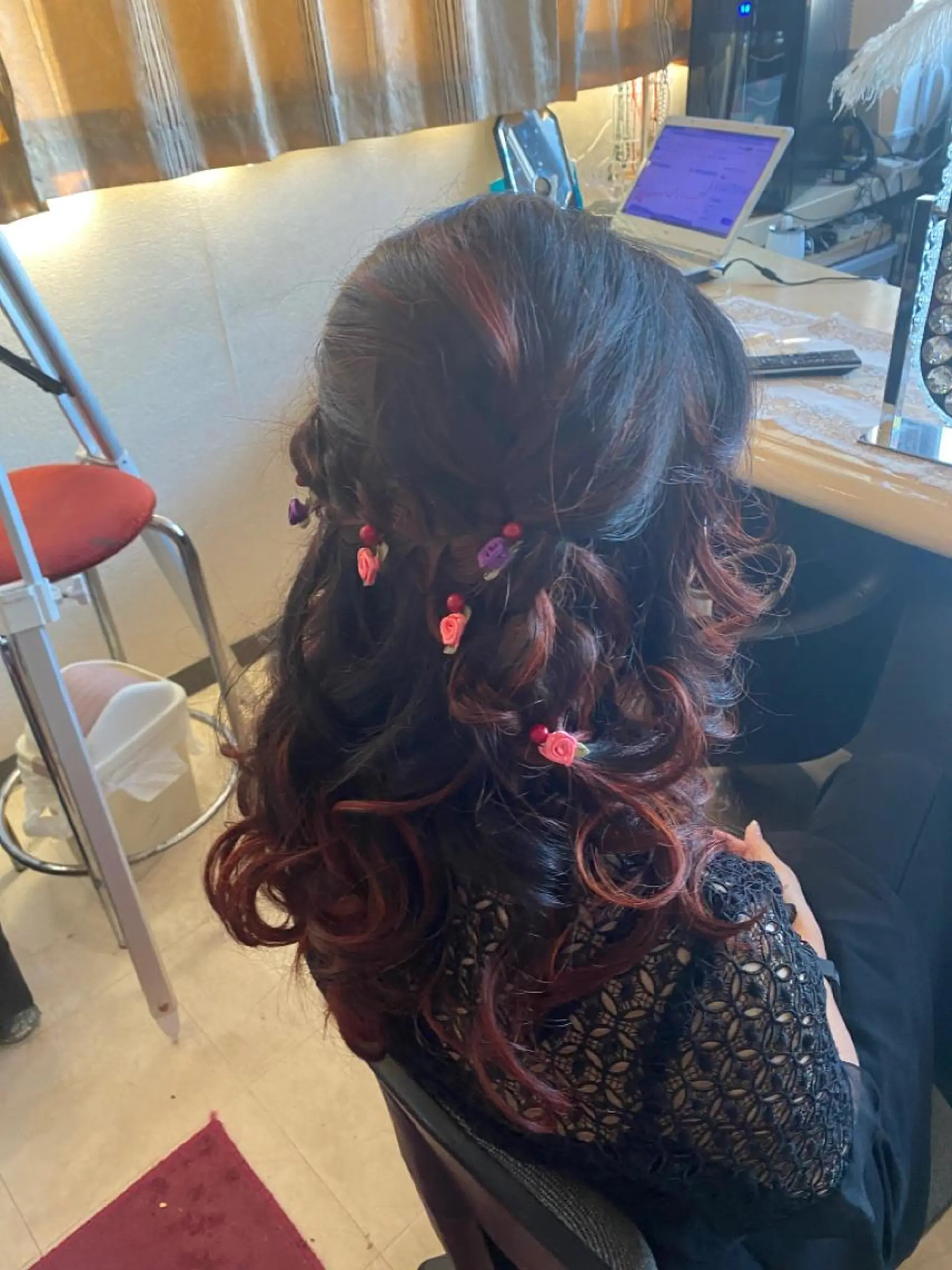 ロング 銀河 ティンガーラのヘアスタイル