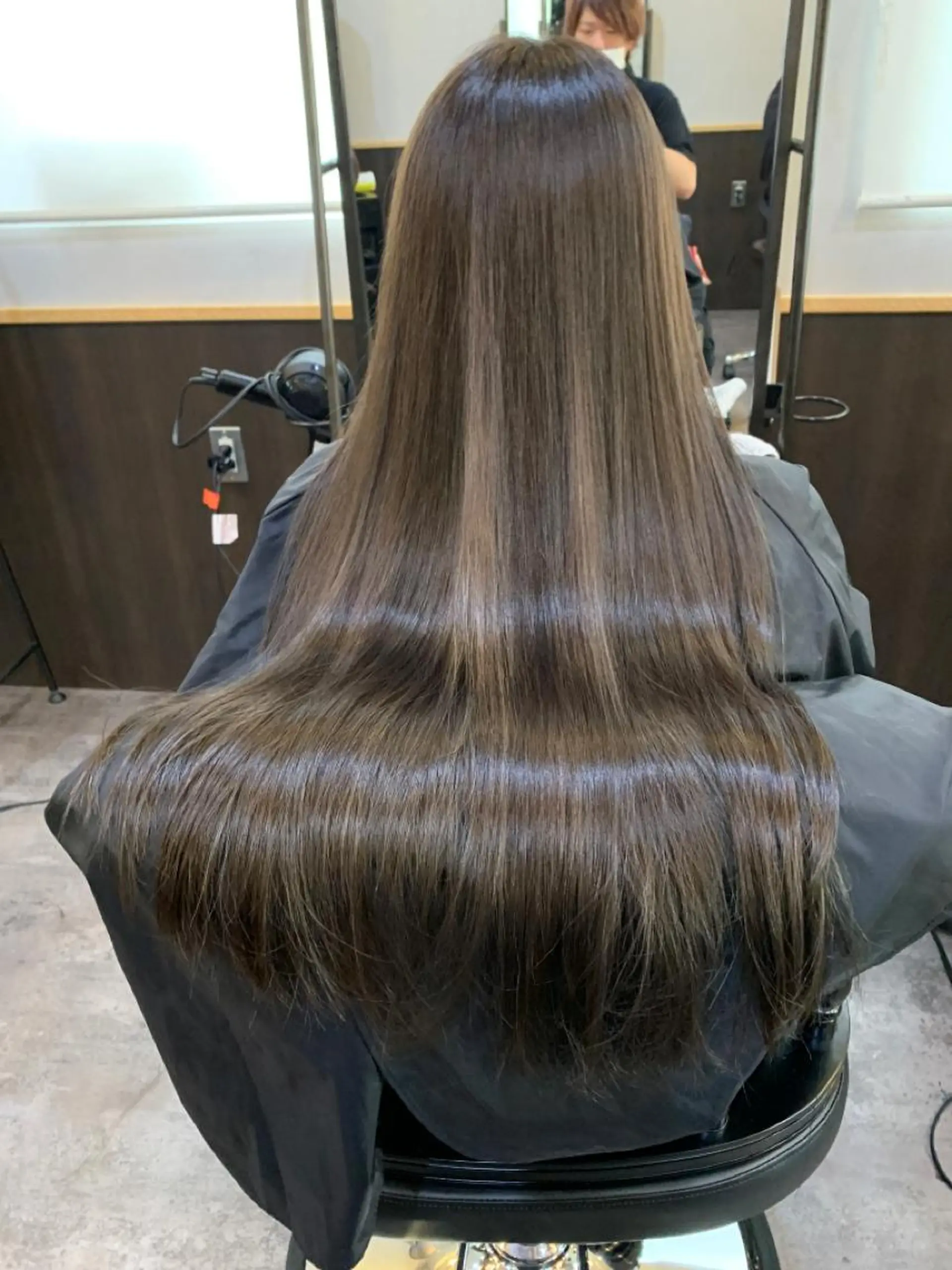ロング カラー トリートメント 縮毛矯正 エフェクトブリーチ エクステhiroのヘアスタイル